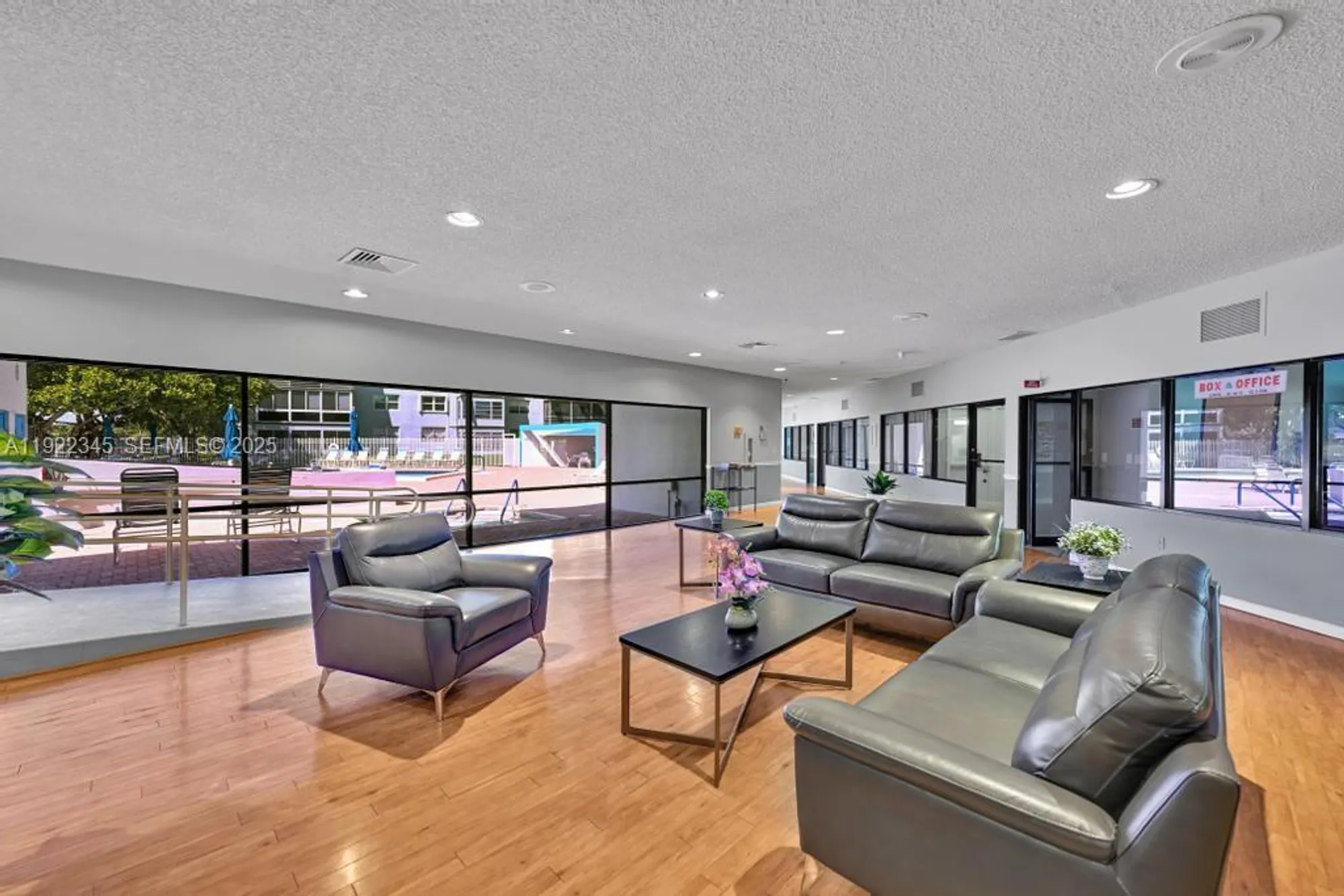 Property Slideshow image 18 of 27 | 9401 lime bay blvd 302, Tamarac, FL, 33321