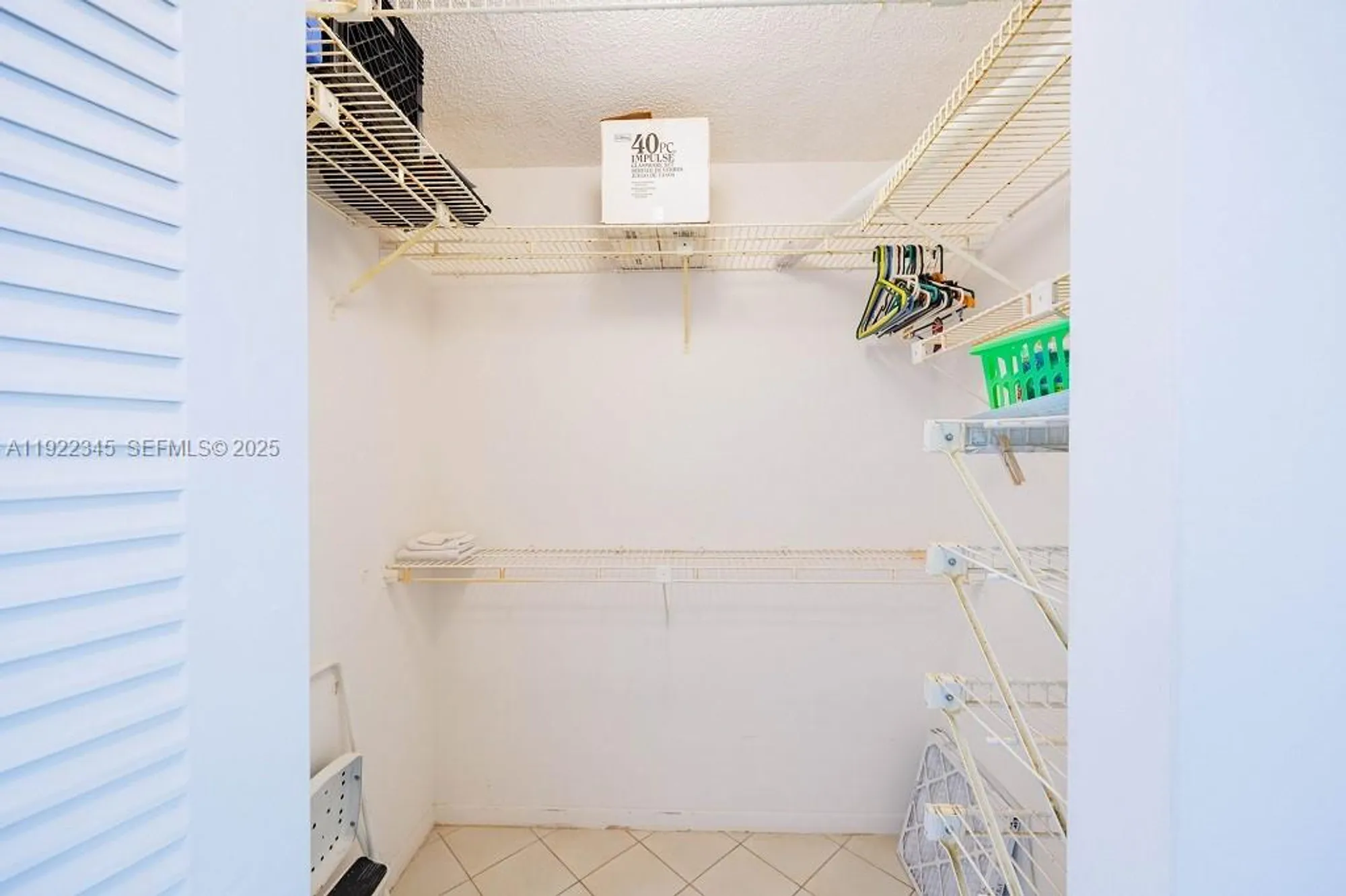 Property Slideshow image 12 of 27 | 9401 lime bay blvd 302, Tamarac, FL, 33321