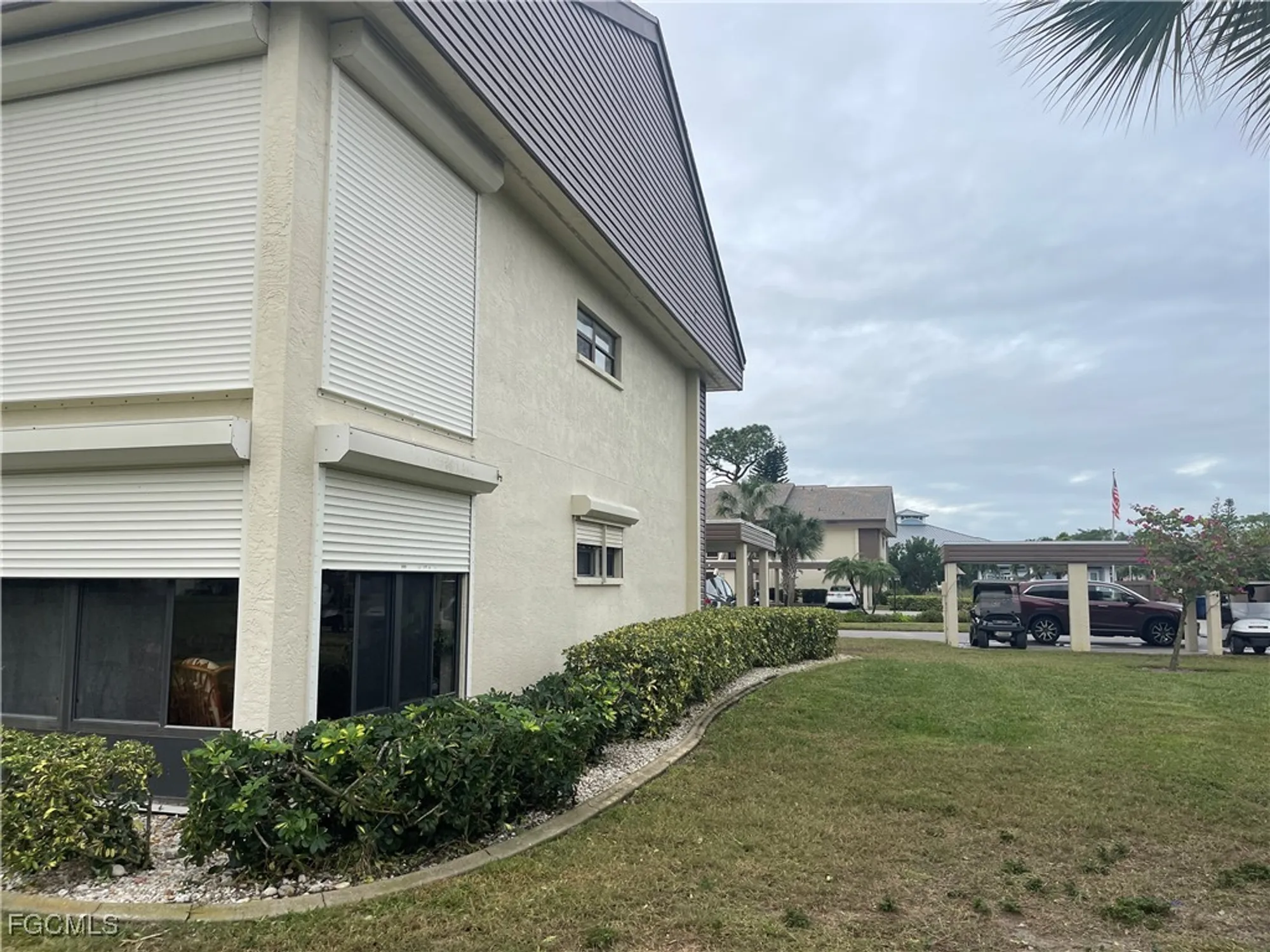 Property Slideshow image 15 of 37 | 5770 trailwinds dr 211, Fort Myers, FL, 33907