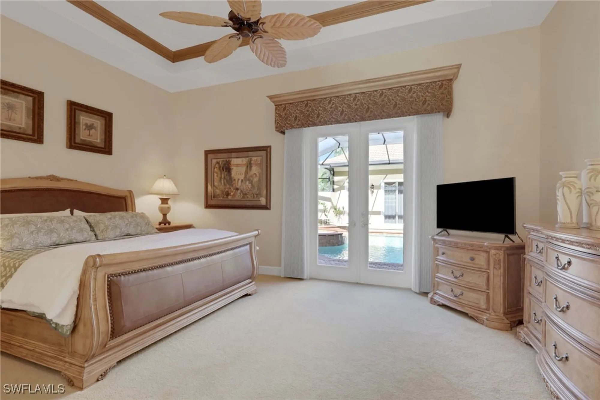 Property Slideshow image 12 of 31 | 904 glen lake cir, Naples, FL, 34119