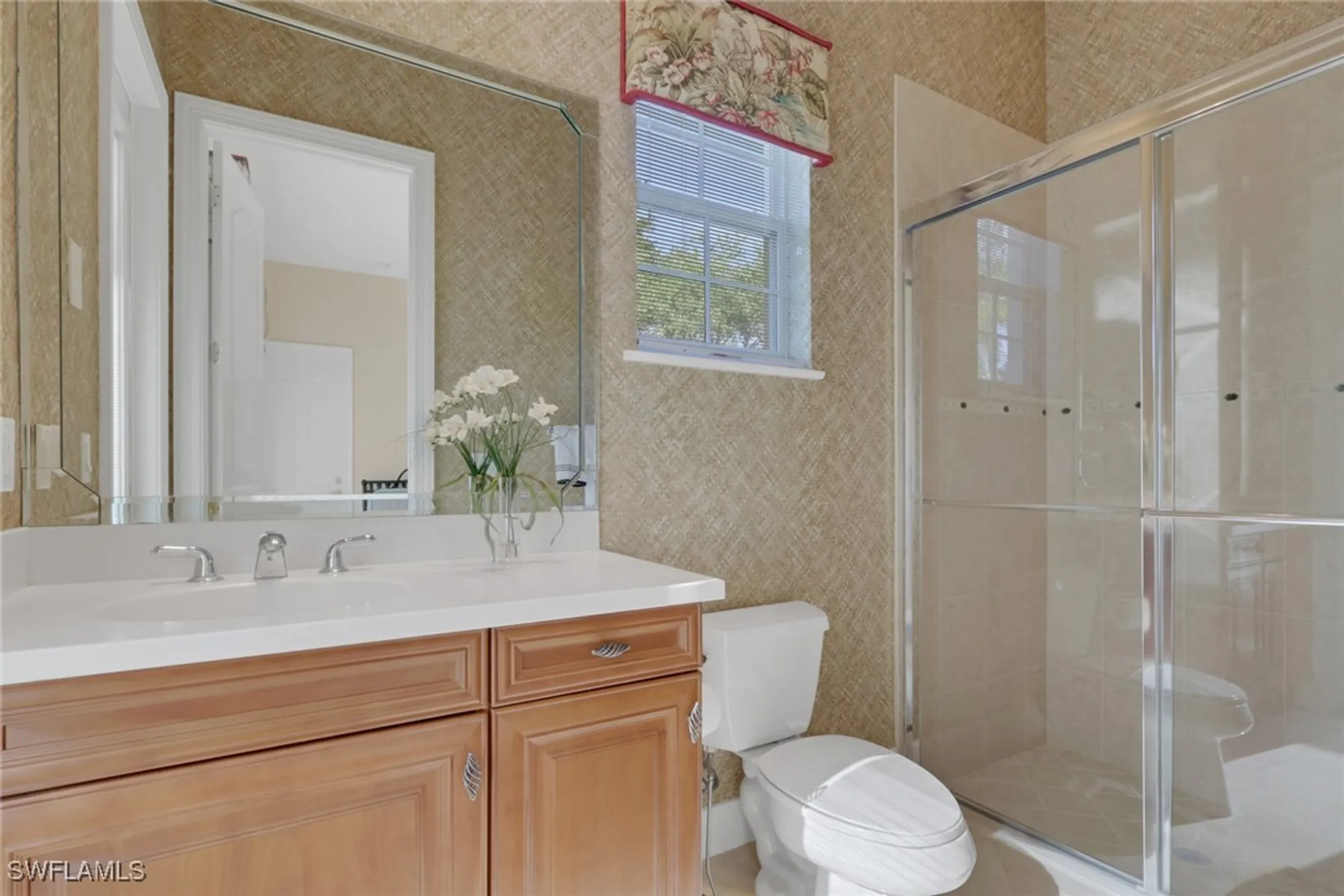 Property Slideshow image 30 of 31 | 904 glen lake cir, Naples, FL, 34119