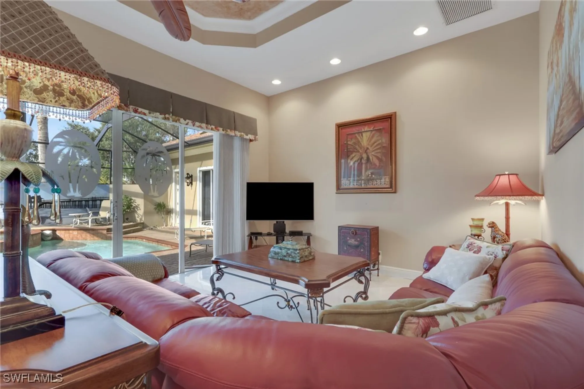Property Slideshow image 4 of 31 | 904 glen lake cir, Naples, FL, 34119