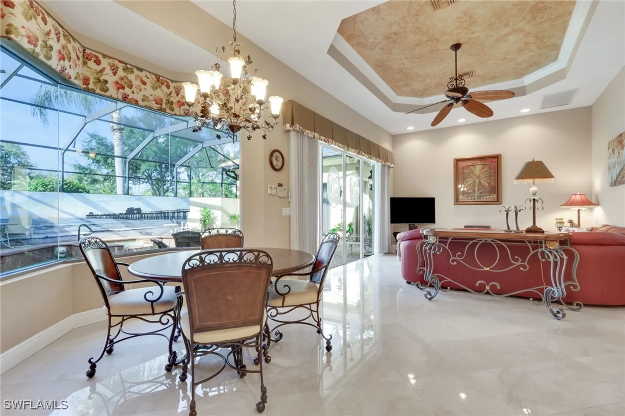 Property Slideshow image 5 of 31 | 904 glen lake cir, Naples, FL, 34119