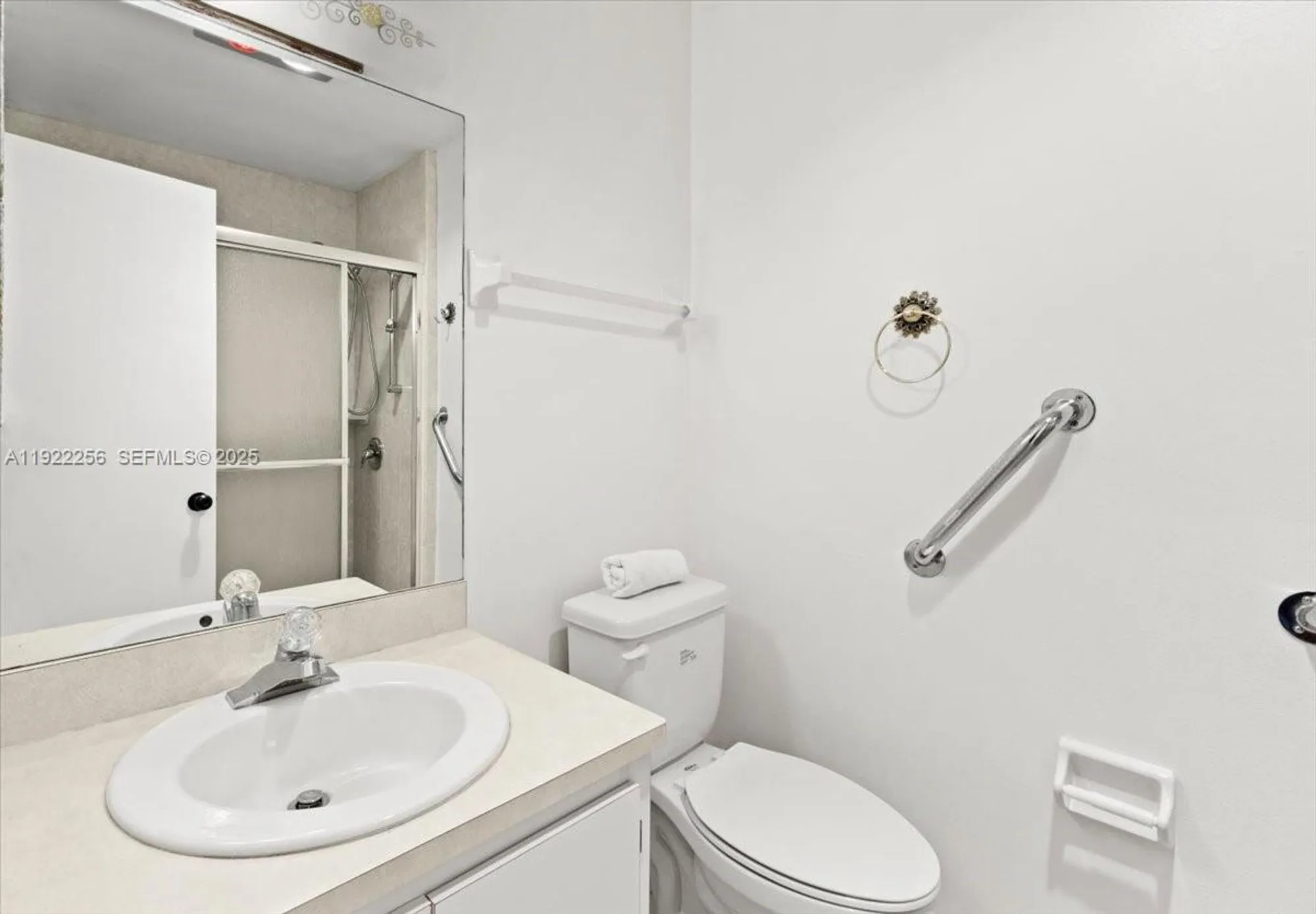 Property Slideshow image 16 of 32 | 13752 via flora b, Delray Beach, FL, 33484