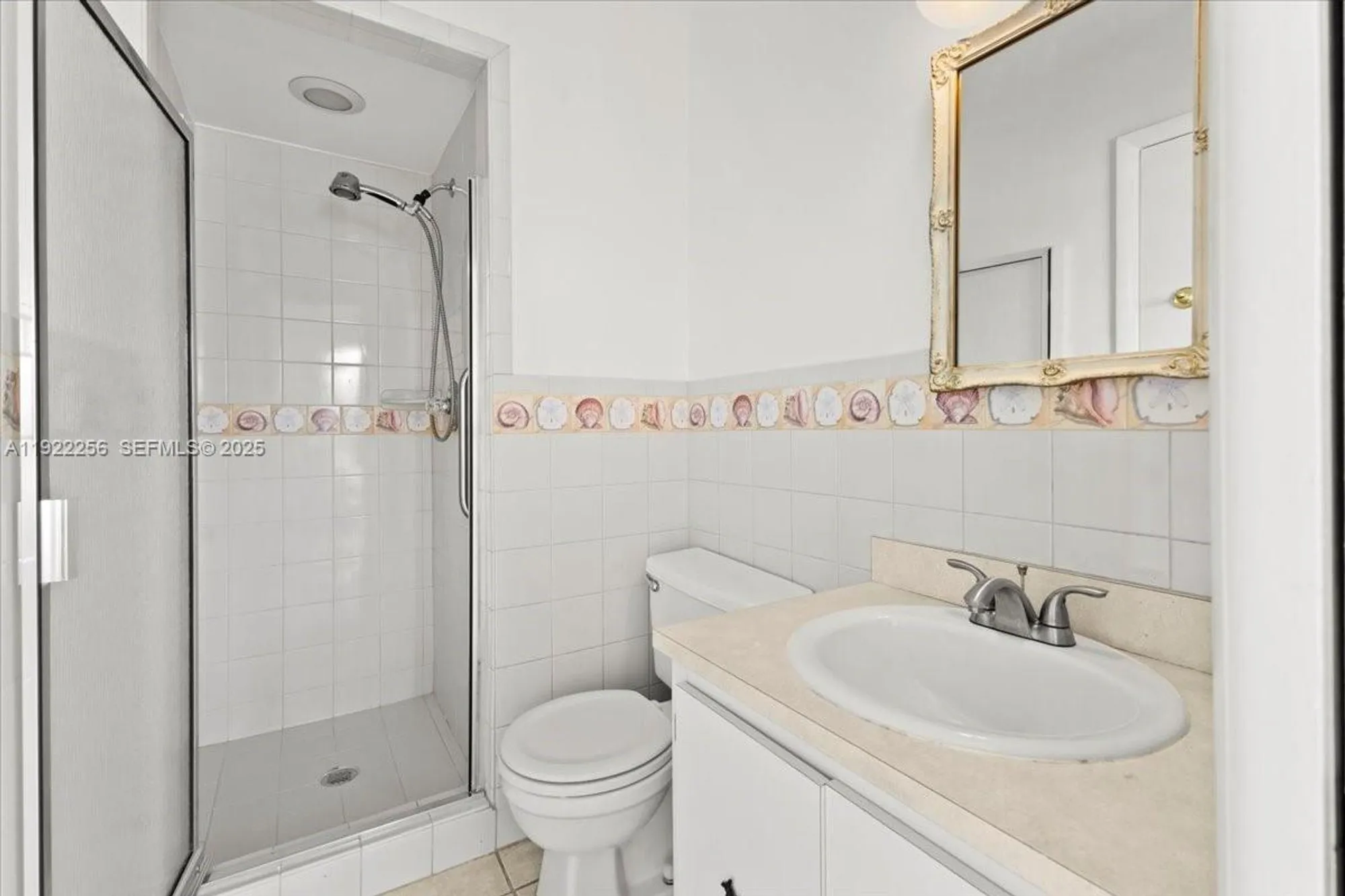 Property Slideshow image 19 of 32 | 13752 via flora b, Delray Beach, FL, 33484