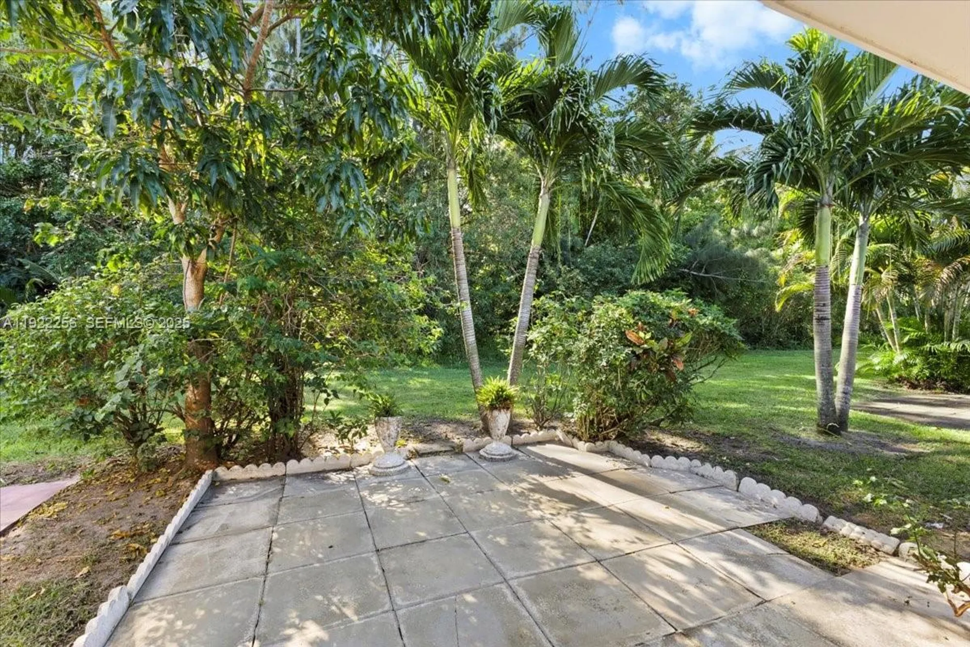 Property Slideshow image 11 of 32 | 13752 via flora b, Delray Beach, FL, 33484