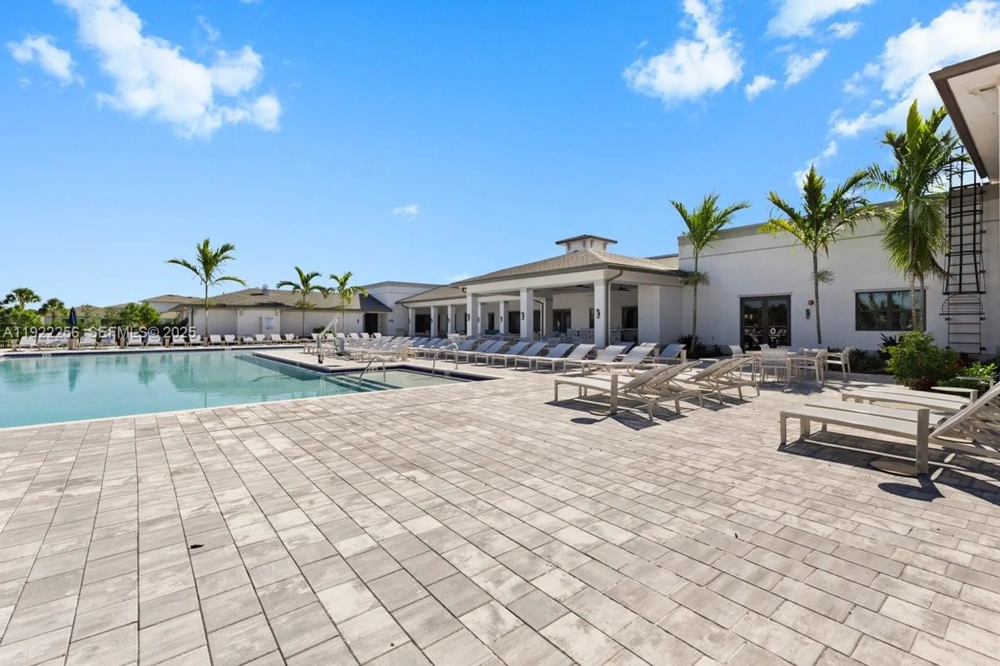 Property Slideshow image 28 of 32 | 13752 via flora b, Delray Beach, FL, 33484
