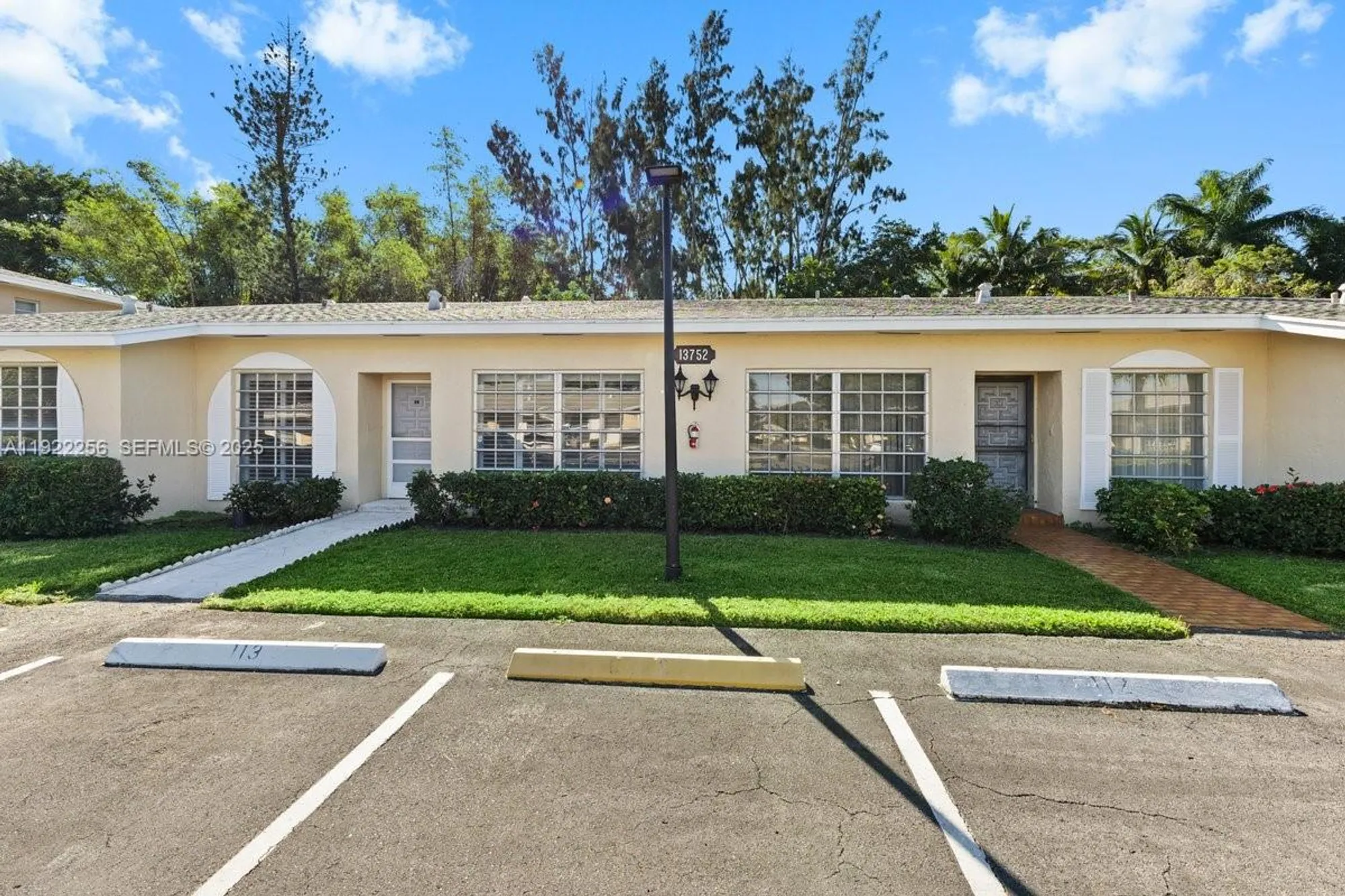 Property Slideshow image 2 of 32 | 13752 via flora b, Delray Beach, FL, 33484