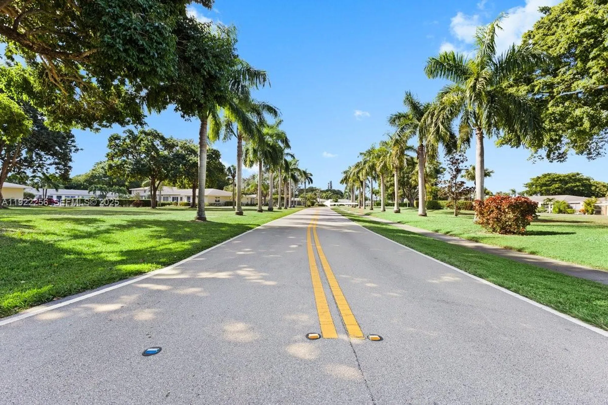 Property Slideshow image 22 of 32 | 13752 via flora b, Delray Beach, FL, 33484