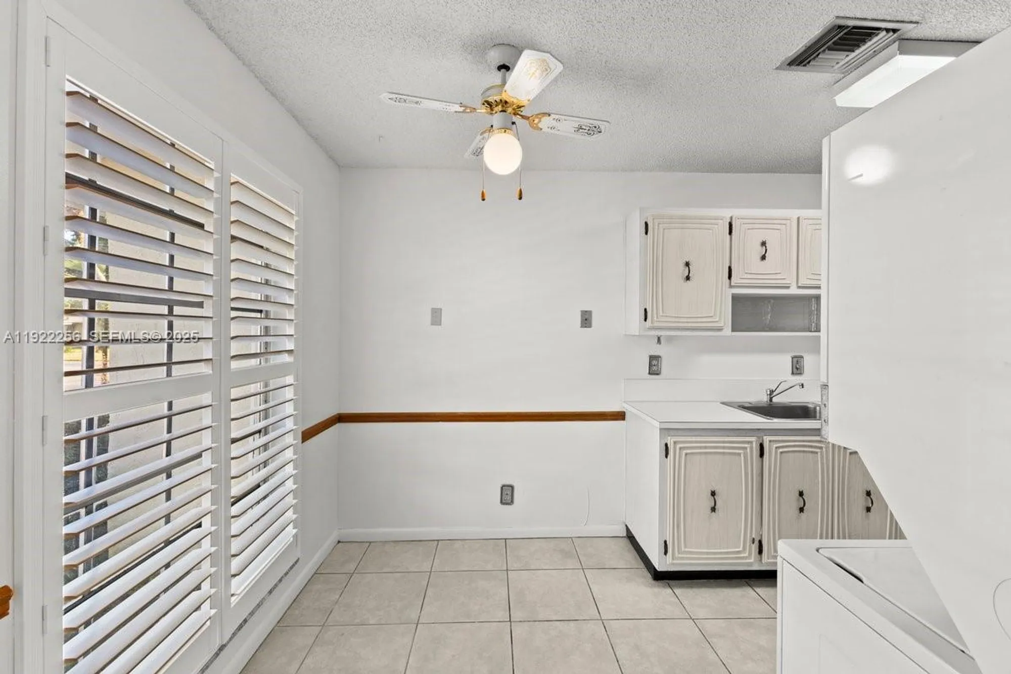 Property Slideshow image 3 of 32 | 13752 via flora b, Delray Beach, FL, 33484