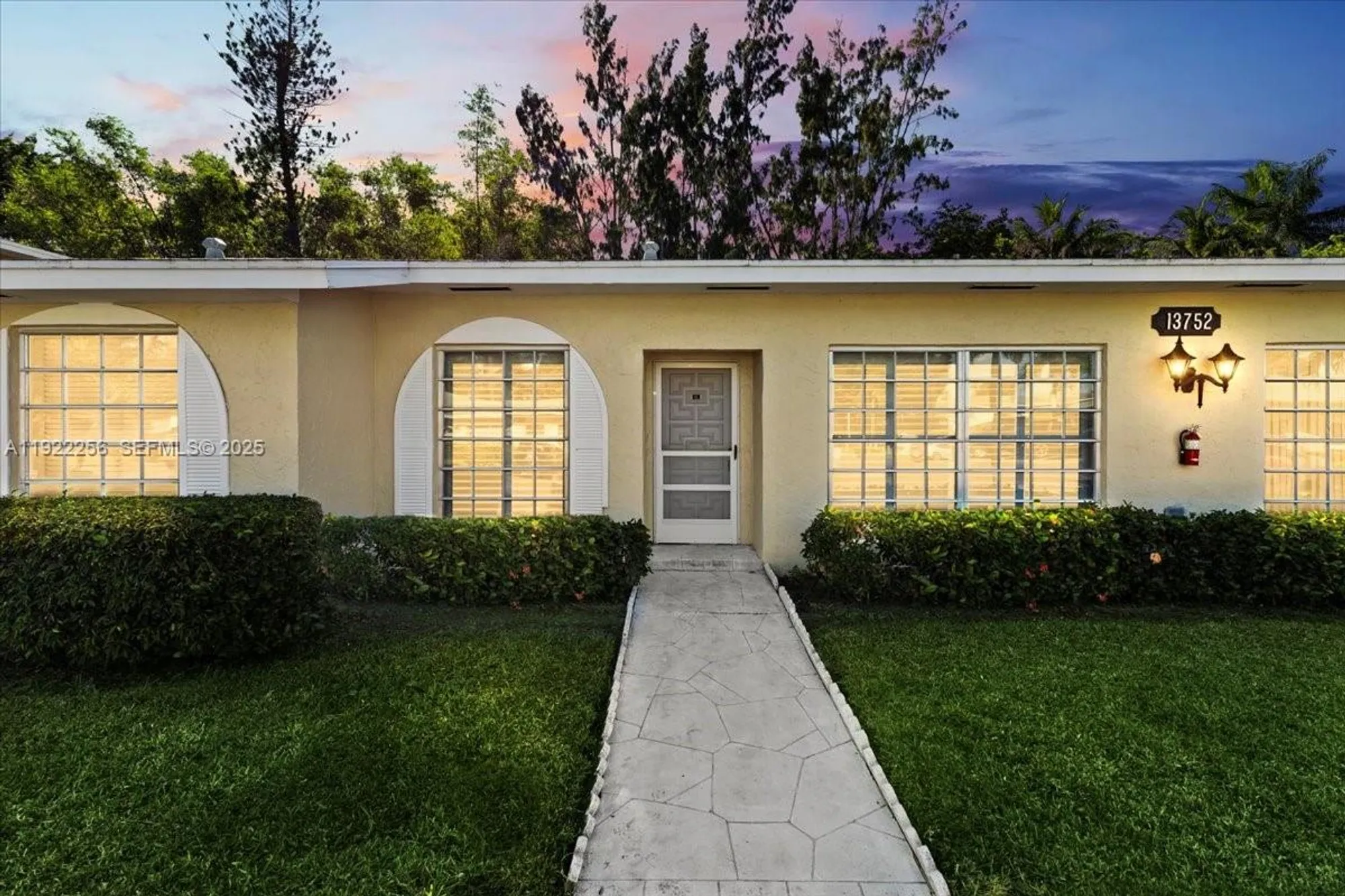 Property Slideshow image 32 of 32 | 13752 via flora b, Delray Beach, FL, 33484