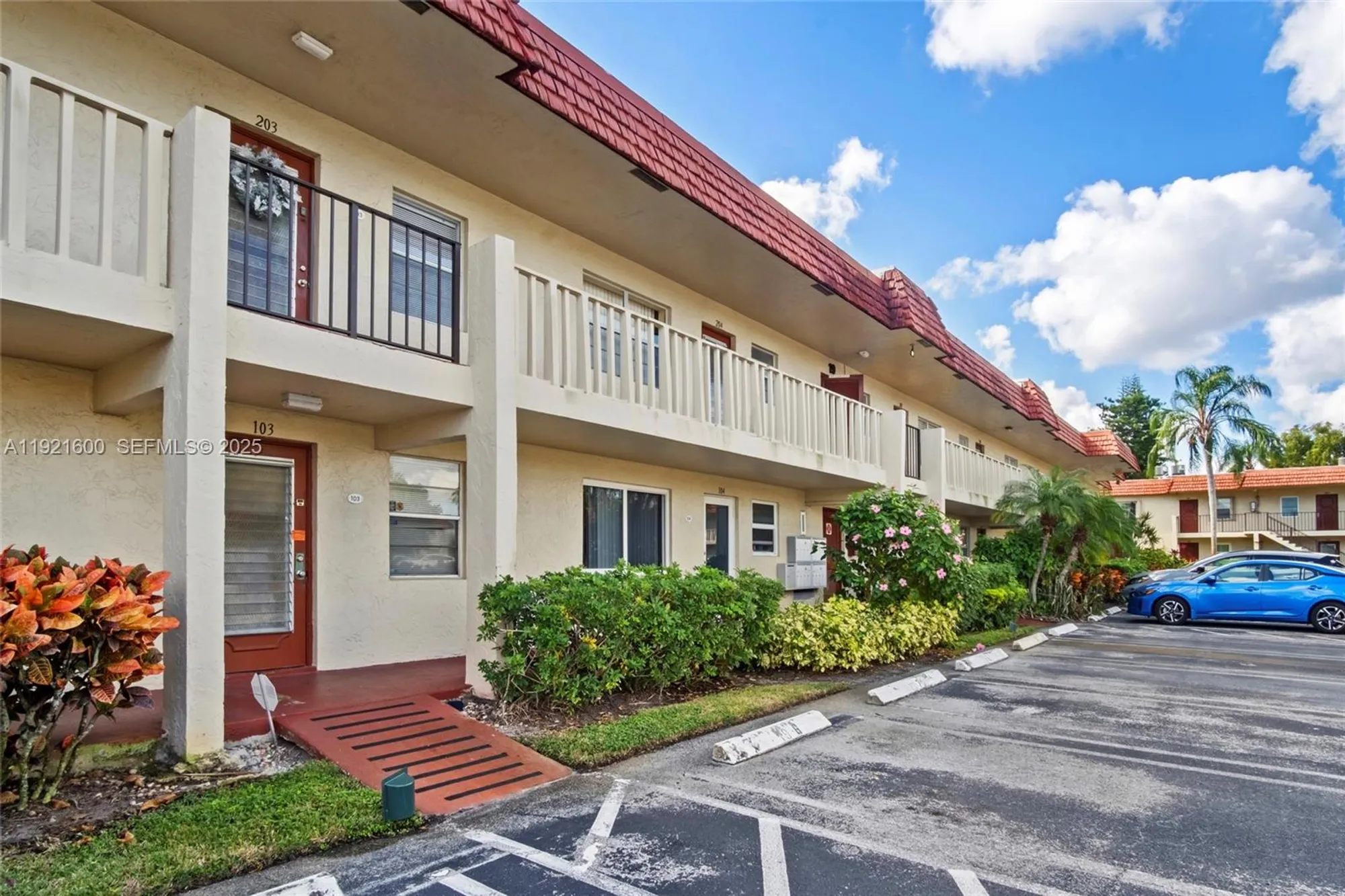 Property Slideshow image 24 of 24 | 19 abbey ln apt 104, Delray Beach, FL, 33446