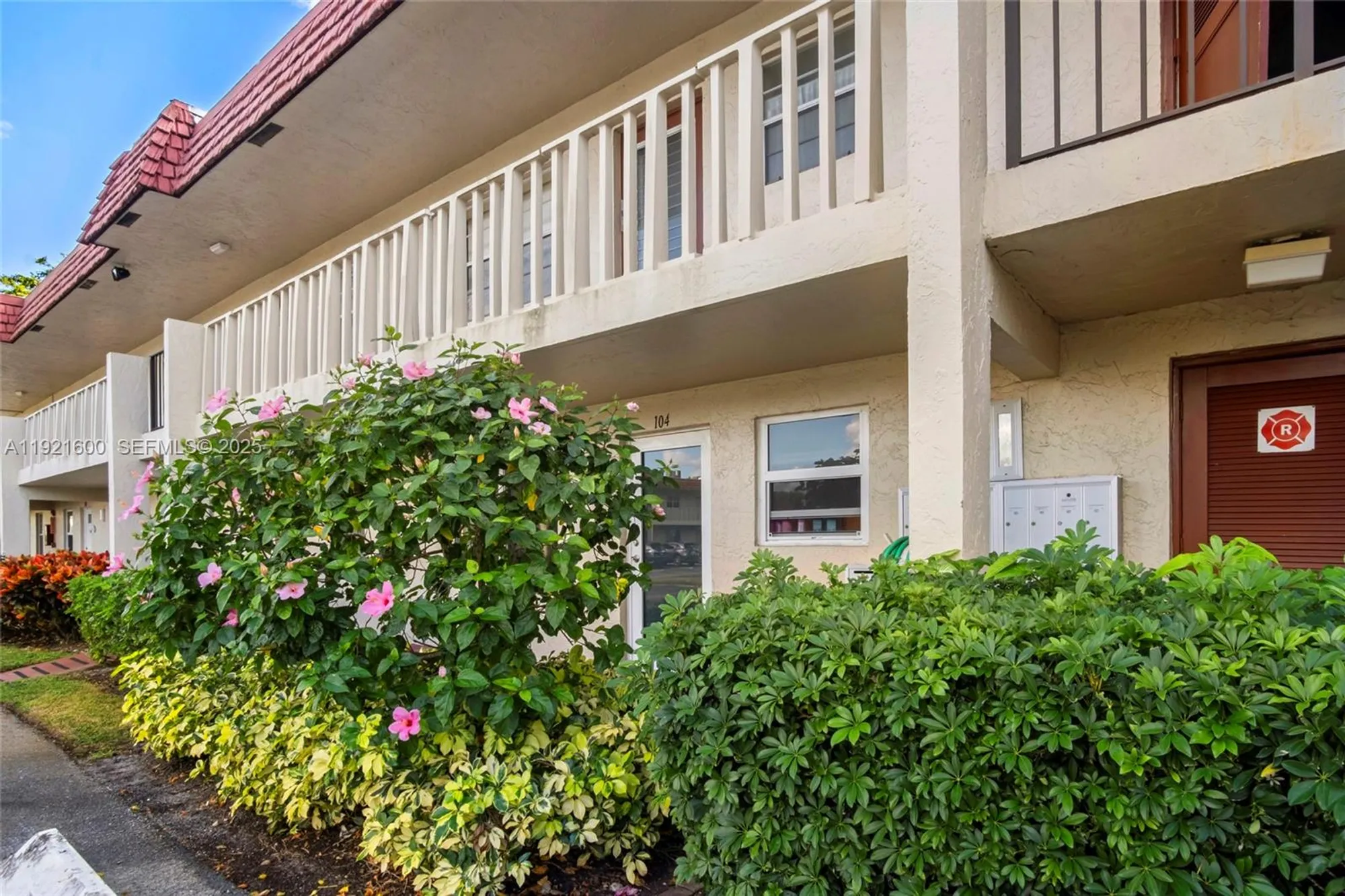 Property Slideshow image 23 of 24 | 19 abbey ln apt 104, Delray Beach, FL, 33446