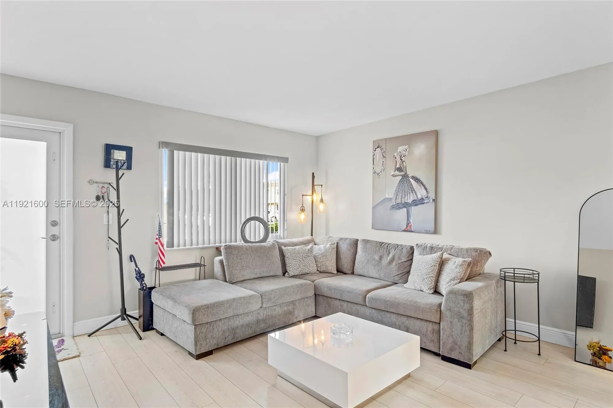 Property Slideshow image 4 of 24 | 19 abbey ln apt 104, Delray Beach, FL, 33446
