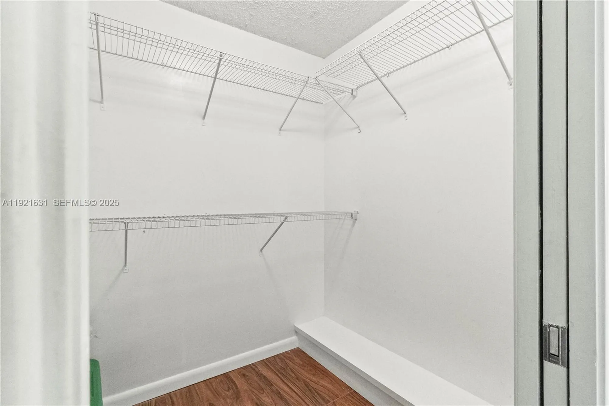 Property Slideshow image 21 of 38 | 105 wellington l, West Palm Beach, FL, 33417