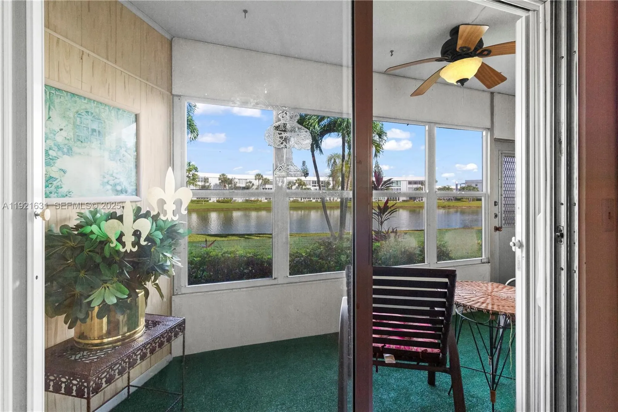 Property Slideshow image 31 of 38 | 105 wellington l, West Palm Beach, FL, 33417