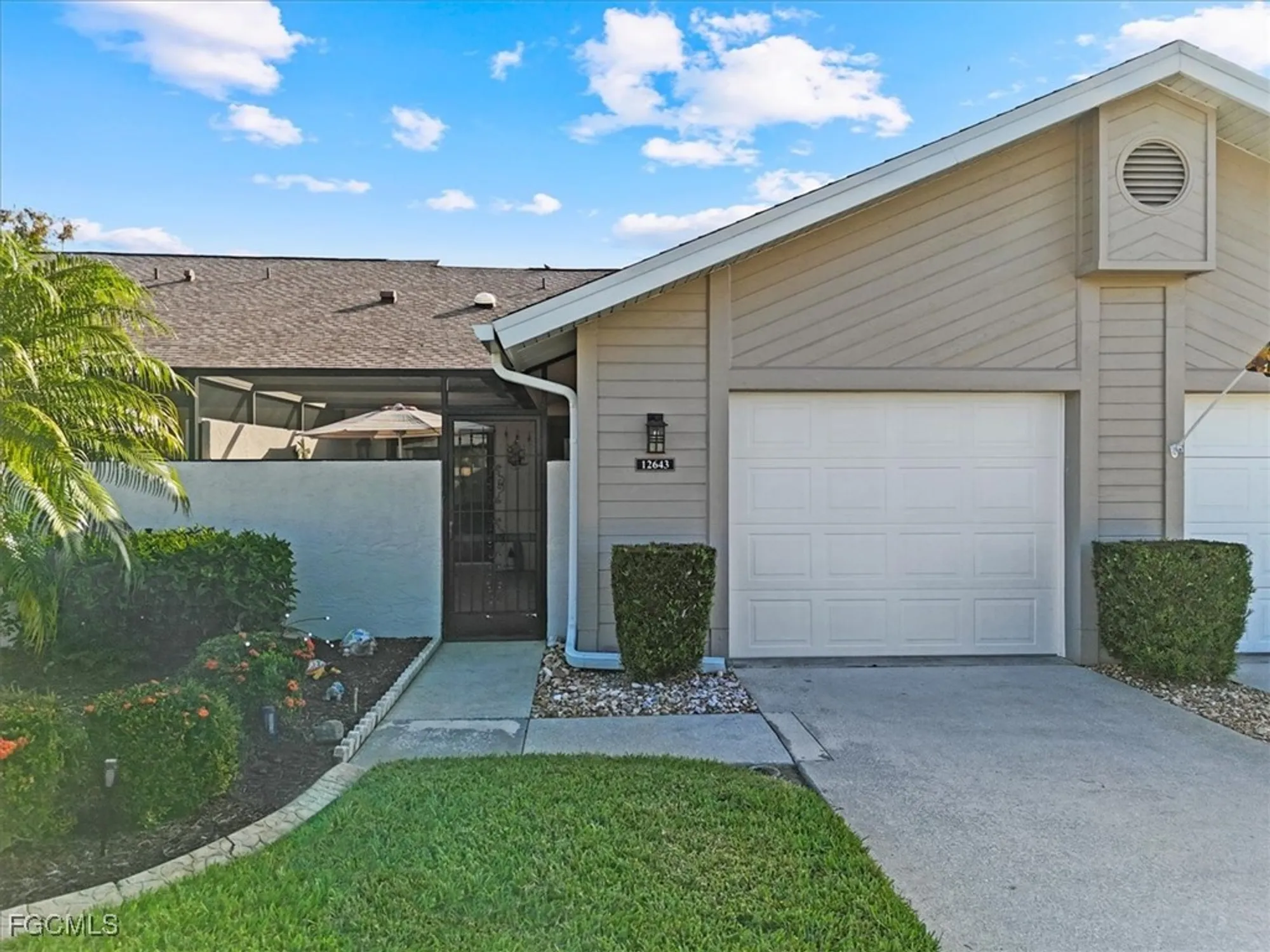 Property Slideshow image 10 of 43 | 12643 cold stream dr, Fort Myers, FL, 33912