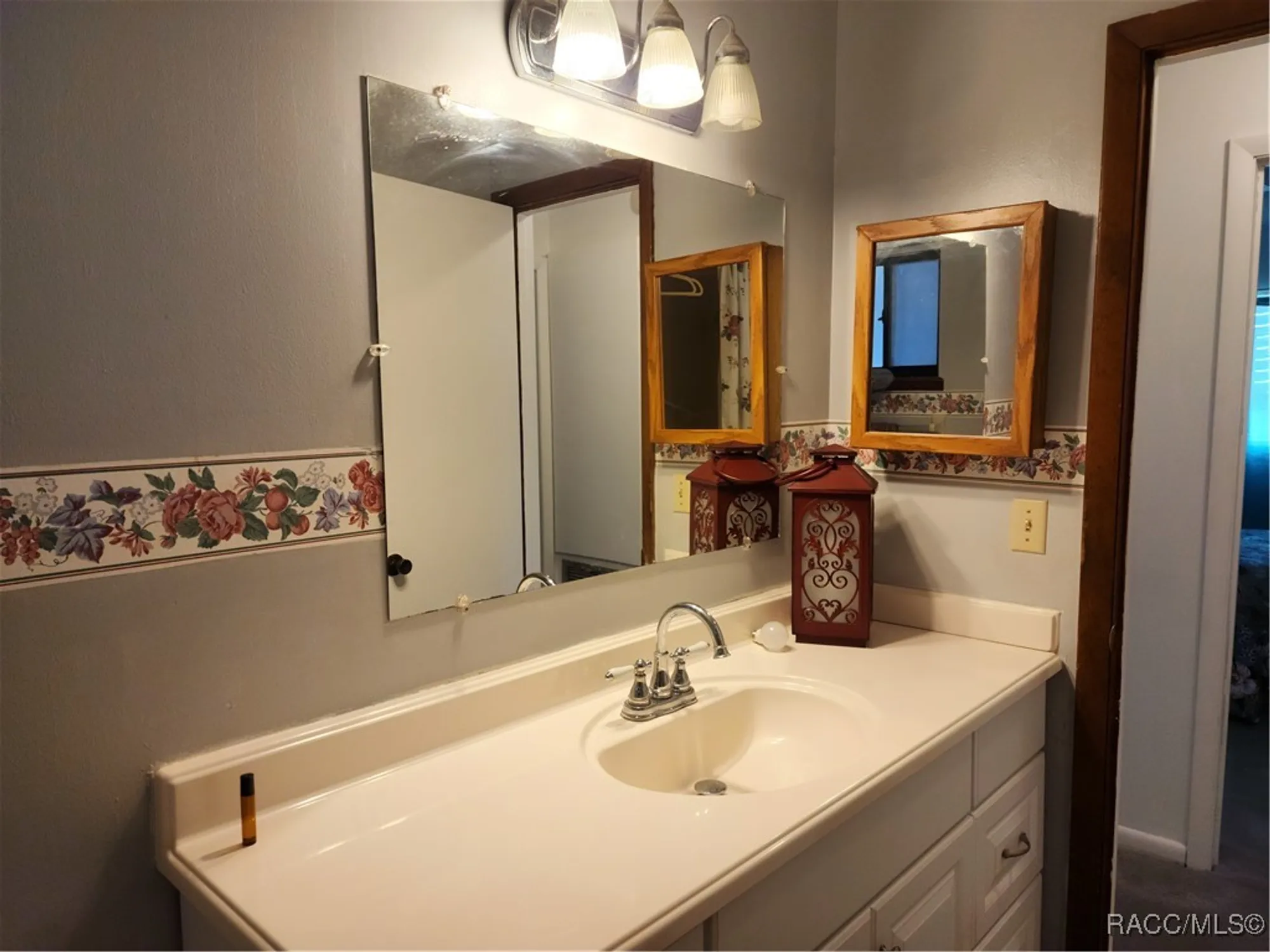 Property Slideshow image 21 of 43 | 9055 sw 102nd ln, Ocala, FL, 34481