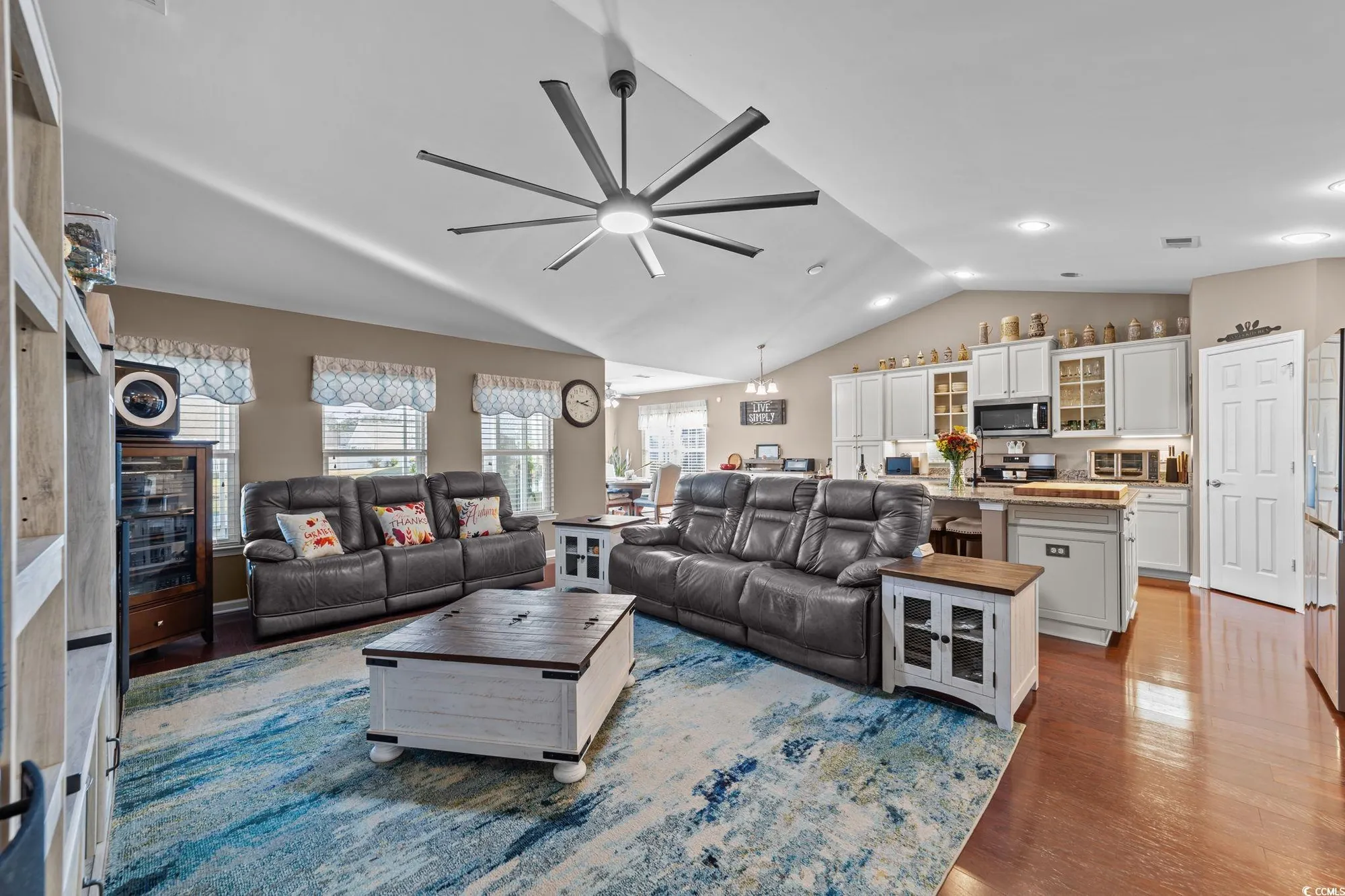 Property Slideshow image 16 of 39 | 892 bonita loop, Myrtle Beach, SC, 29588