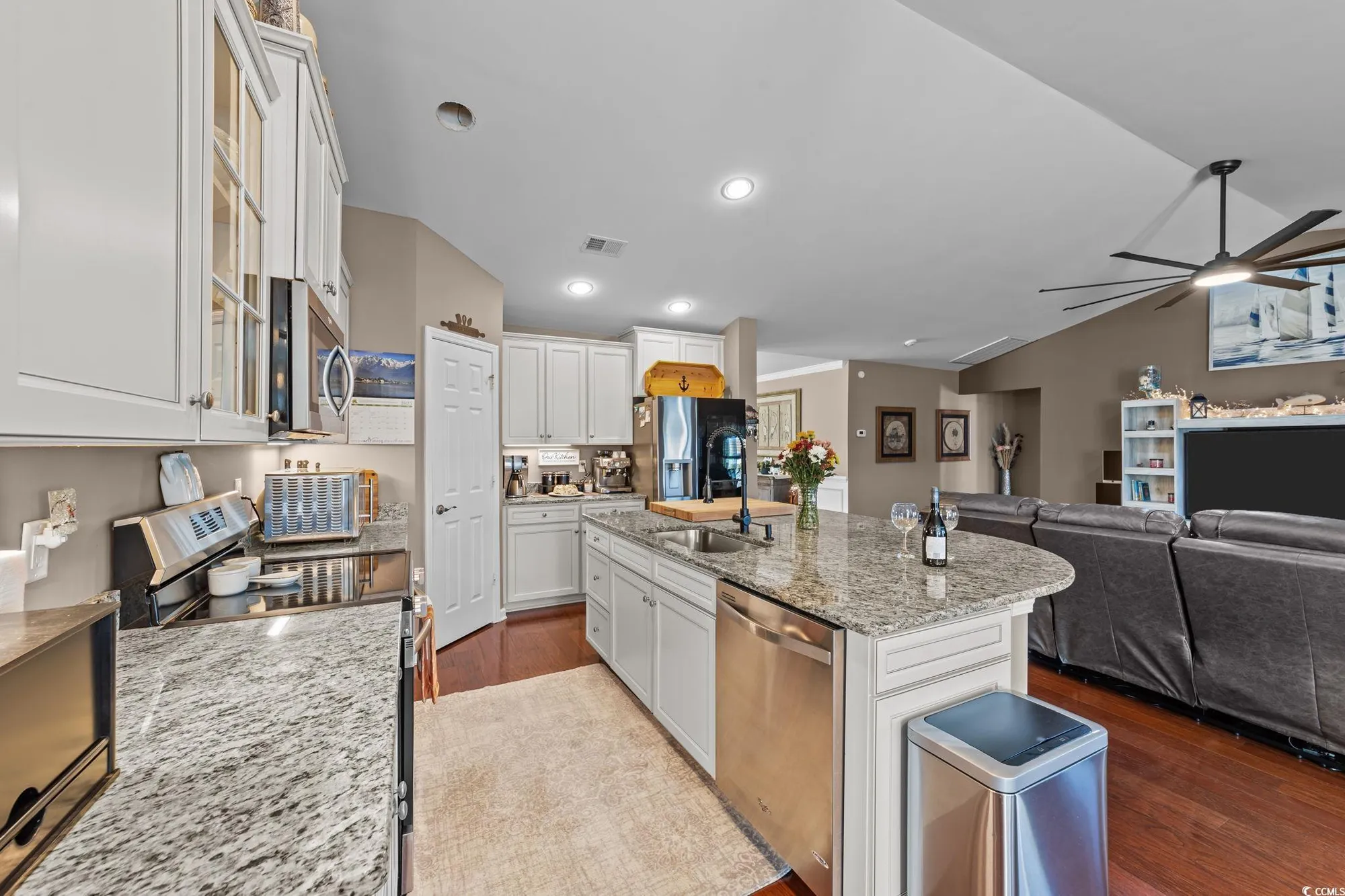 Property Slideshow image 19 of 39 | 892 bonita loop, Myrtle Beach, SC, 29588
