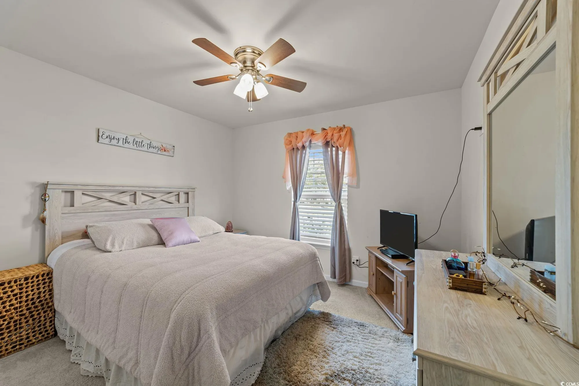 Property Slideshow image 23 of 39 | 892 bonita loop, Myrtle Beach, SC, 29588