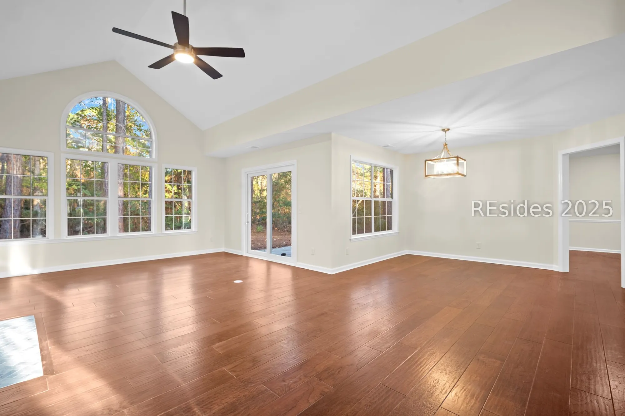 Property Slideshow image 14 of 29 | 39 golden hind dr, Hilton Head Island, SC, 29926