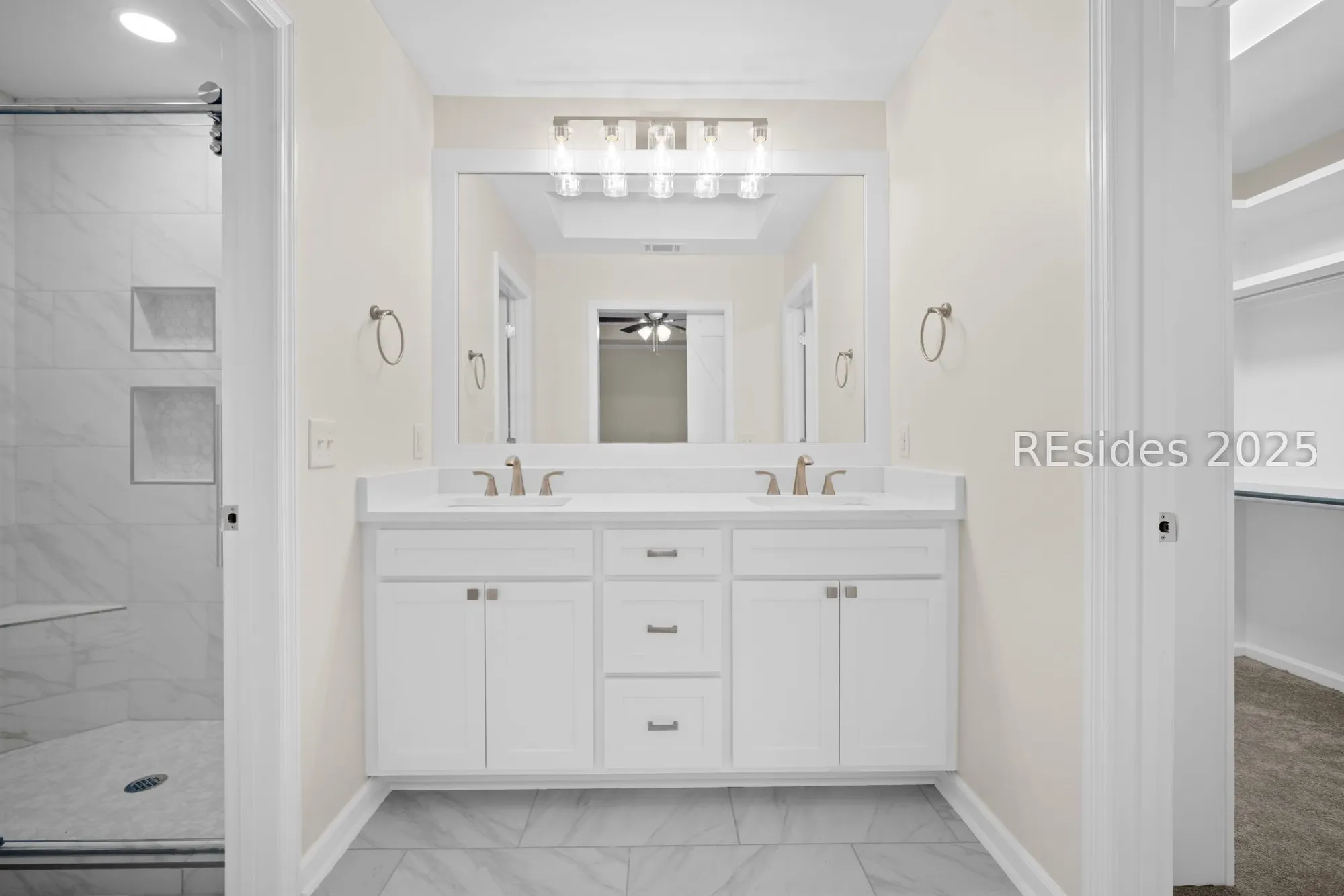 Property Slideshow image 16 of 29 | 39 golden hind dr, Hilton Head Island, SC, 29926