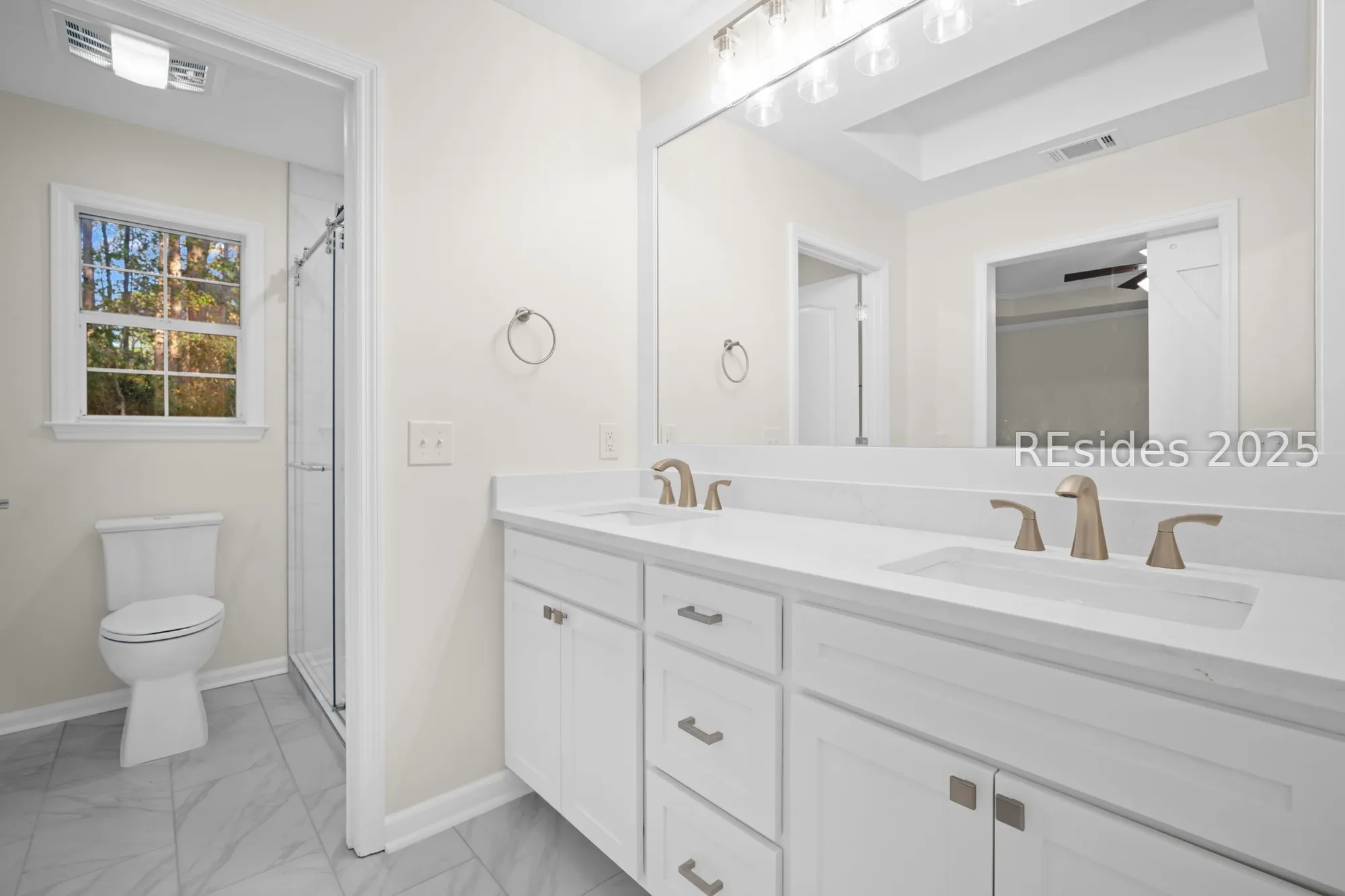 Property Slideshow image 17 of 29 | 39 golden hind dr, Hilton Head Island, SC, 29926