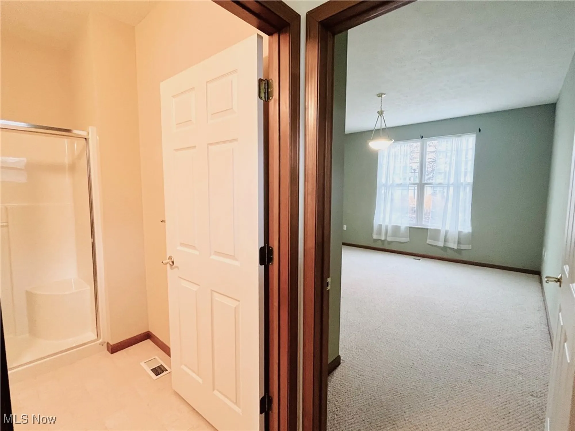 Property Slideshow image 28 of 42 | 2148 southampton ln, Avon, OH, 44011