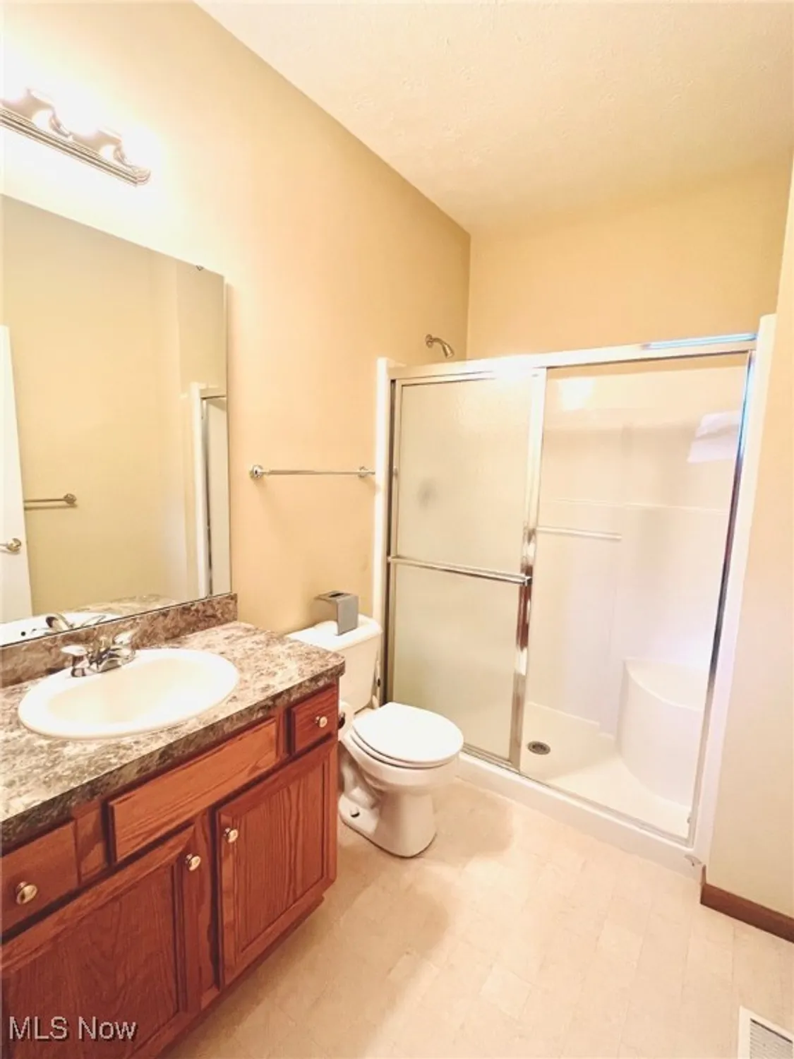 Property Slideshow image 29 of 42 | 2148 southampton ln, Avon, OH, 44011