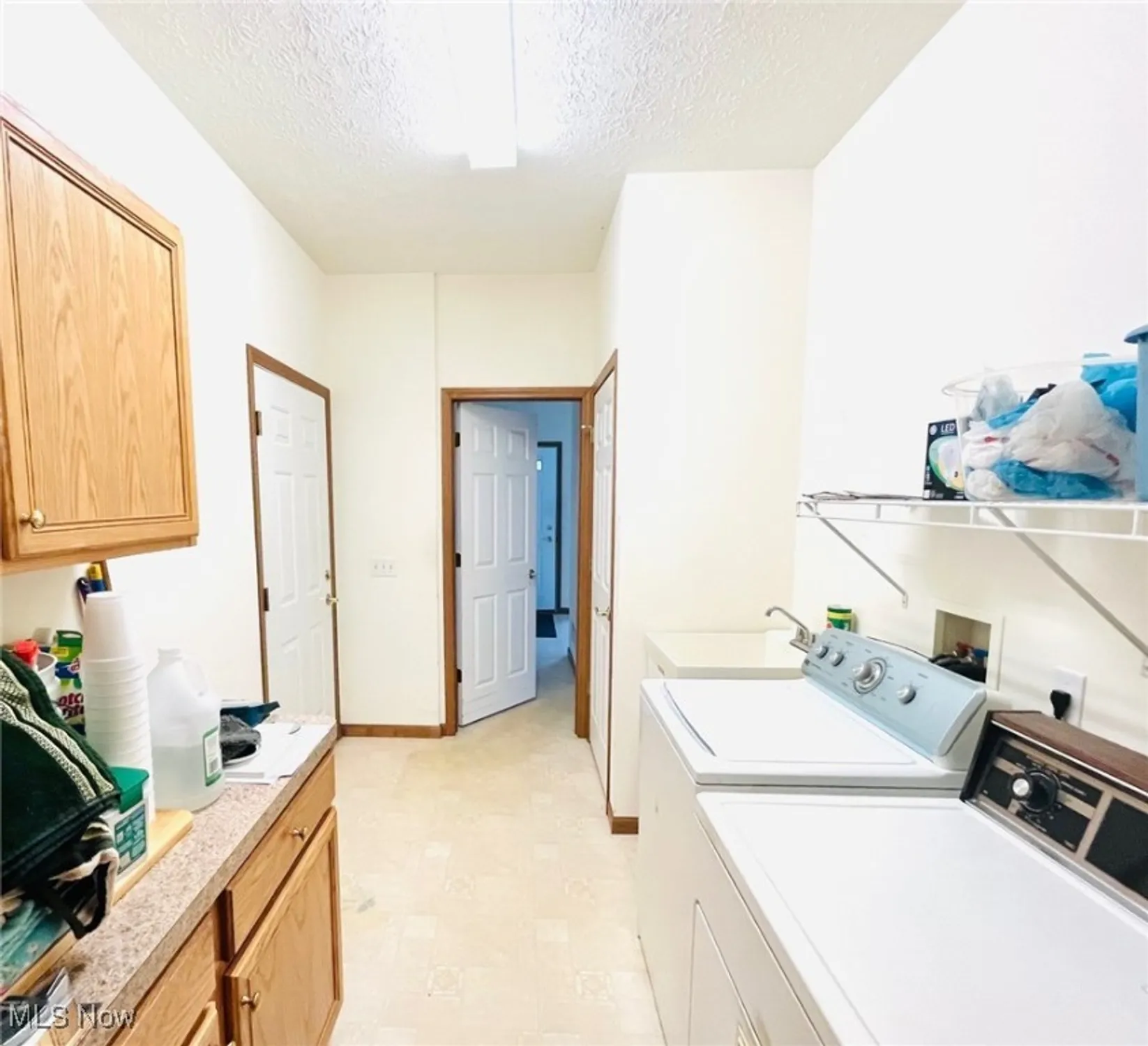 Property Slideshow image 32 of 42 | 2148 southampton ln, Avon, OH, 44011