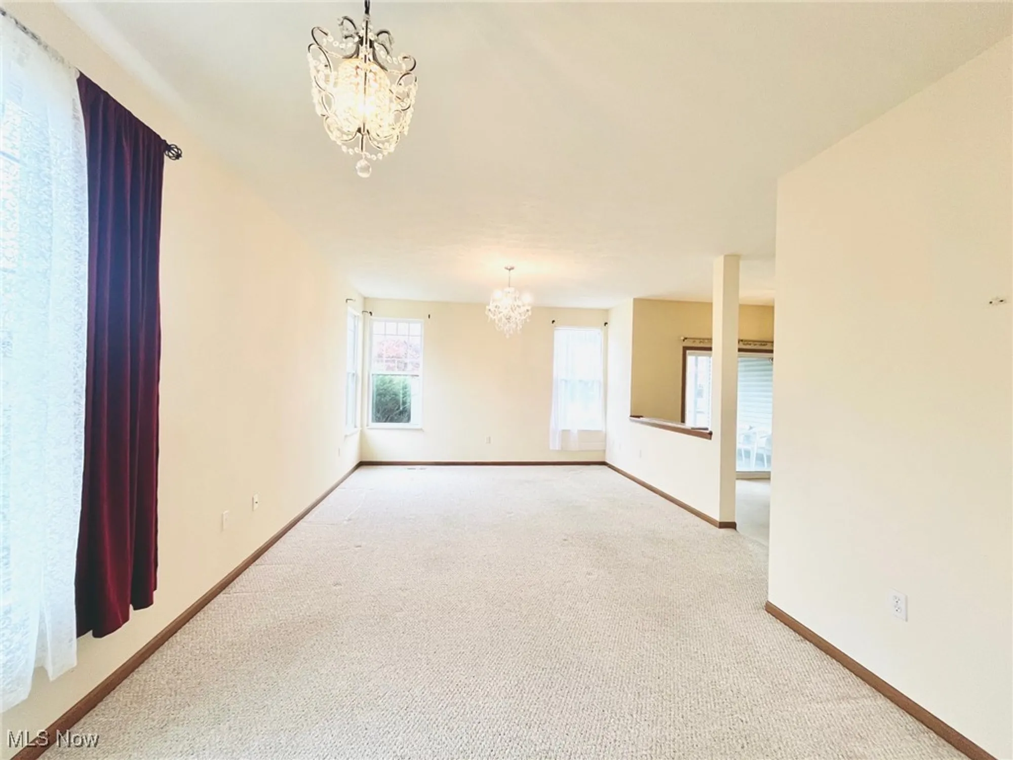 Property Slideshow image 6 of 42 | 2148 southampton ln, Avon, OH, 44011