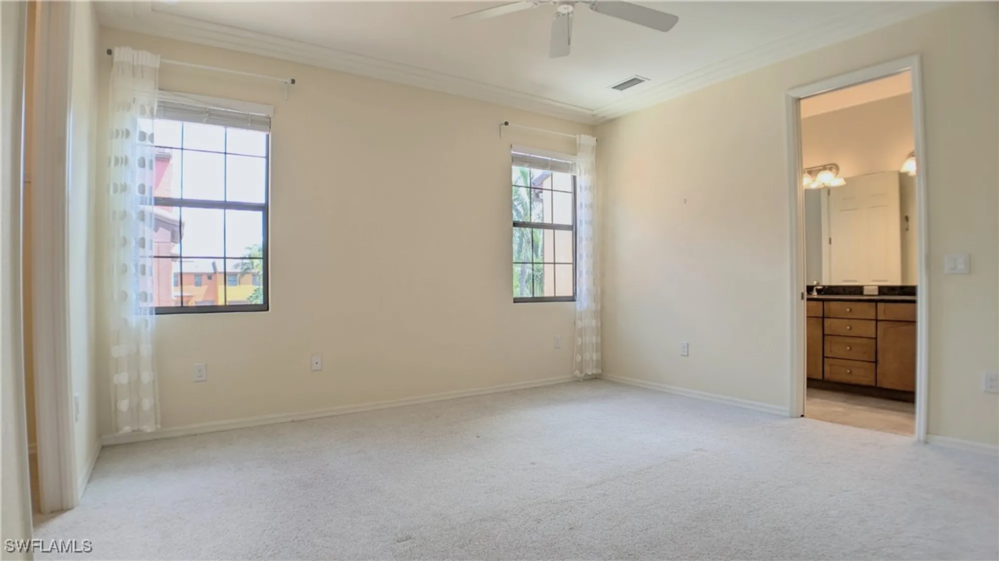Property Slideshow image 15 of 41 | 9067 capistrano st 4503, Naples, FL, 34113