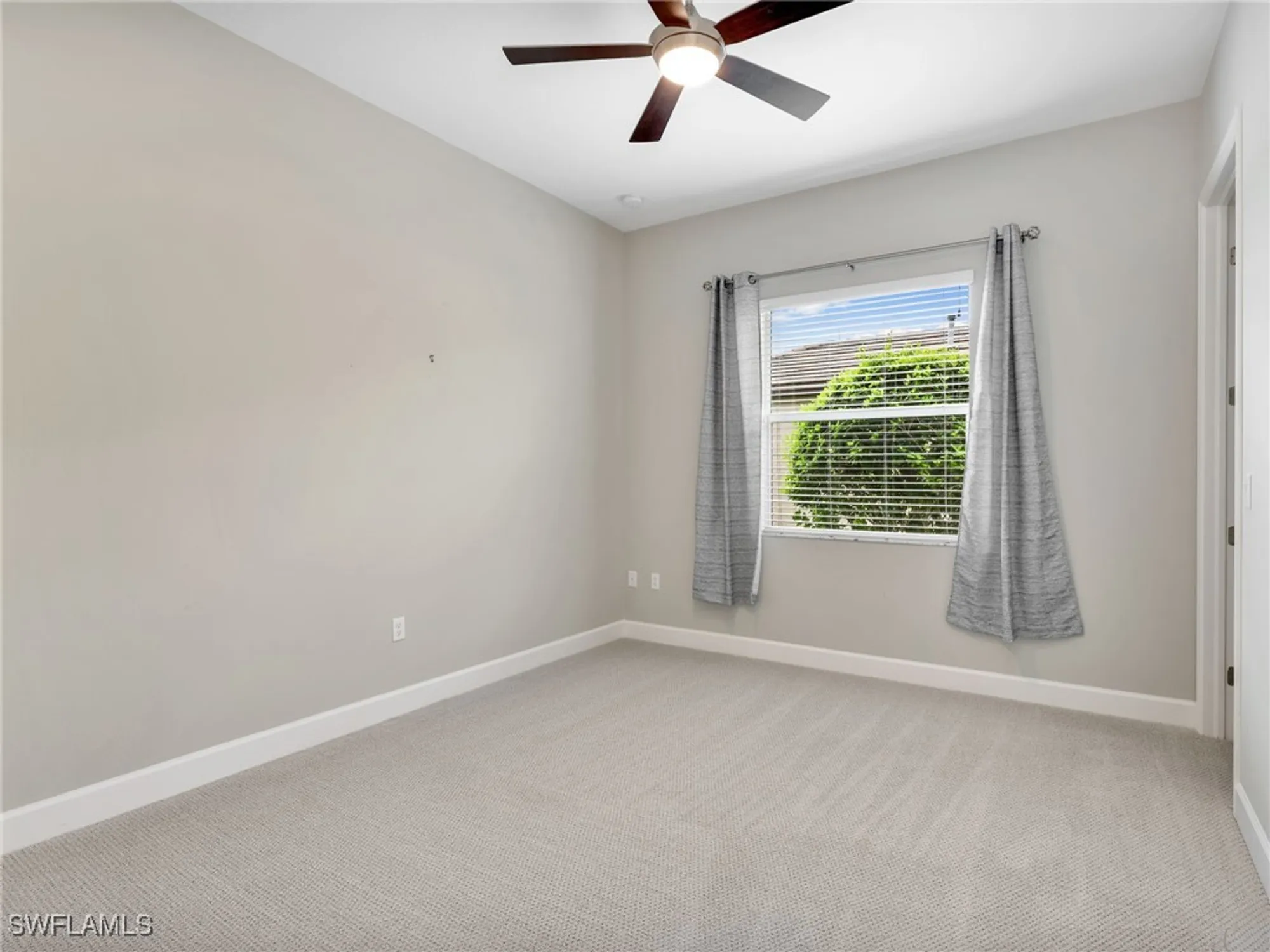 Property Slideshow image 25 of 35 | 28465 abruzzo dr, Bonita Springs, FL, 34135