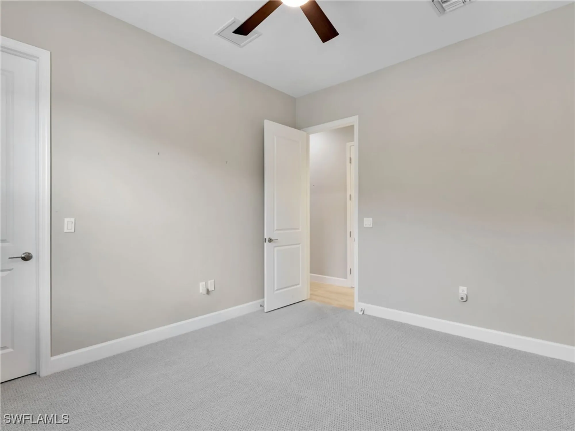 Property Slideshow image 26 of 35 | 28465 abruzzo dr, Bonita Springs, FL, 34135