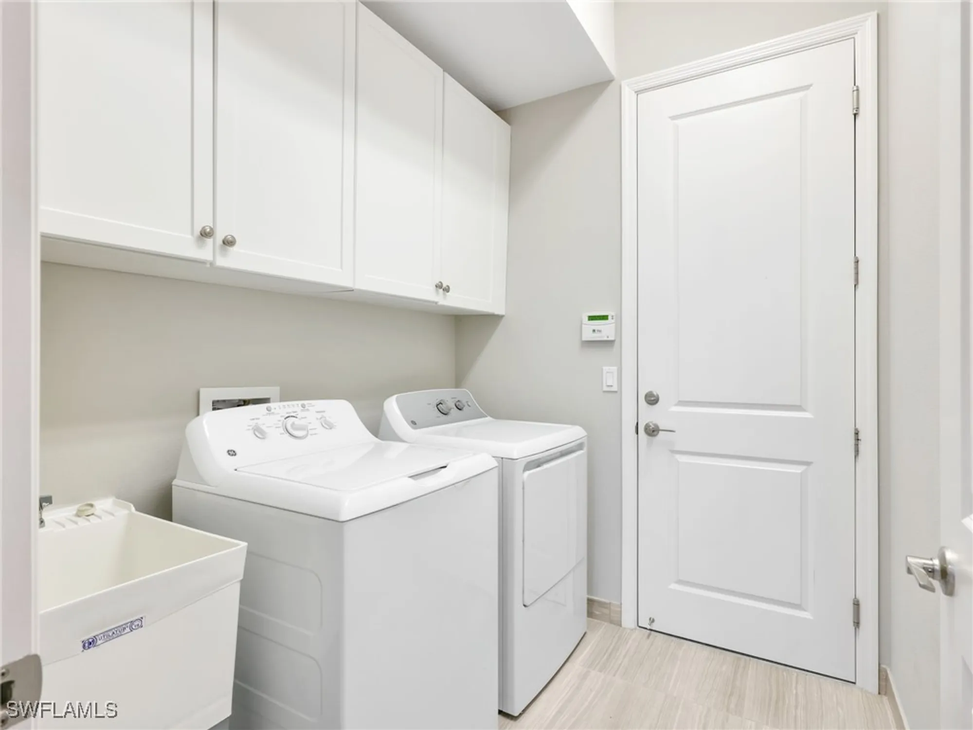 Property Slideshow image 28 of 35 | 28465 abruzzo dr, Bonita Springs, FL, 34135