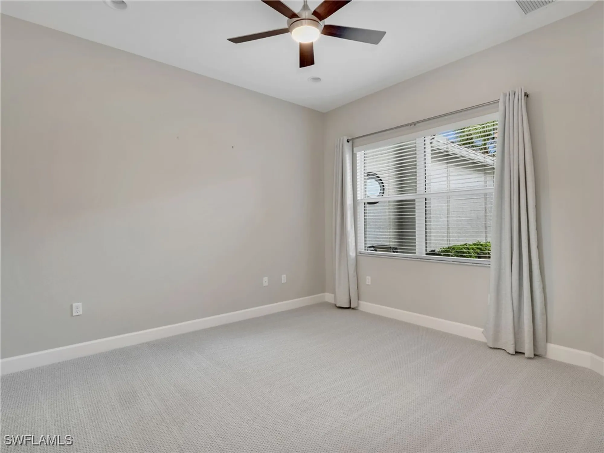 Property Slideshow image 22 of 35 | 28465 abruzzo dr, Bonita Springs, FL, 34135