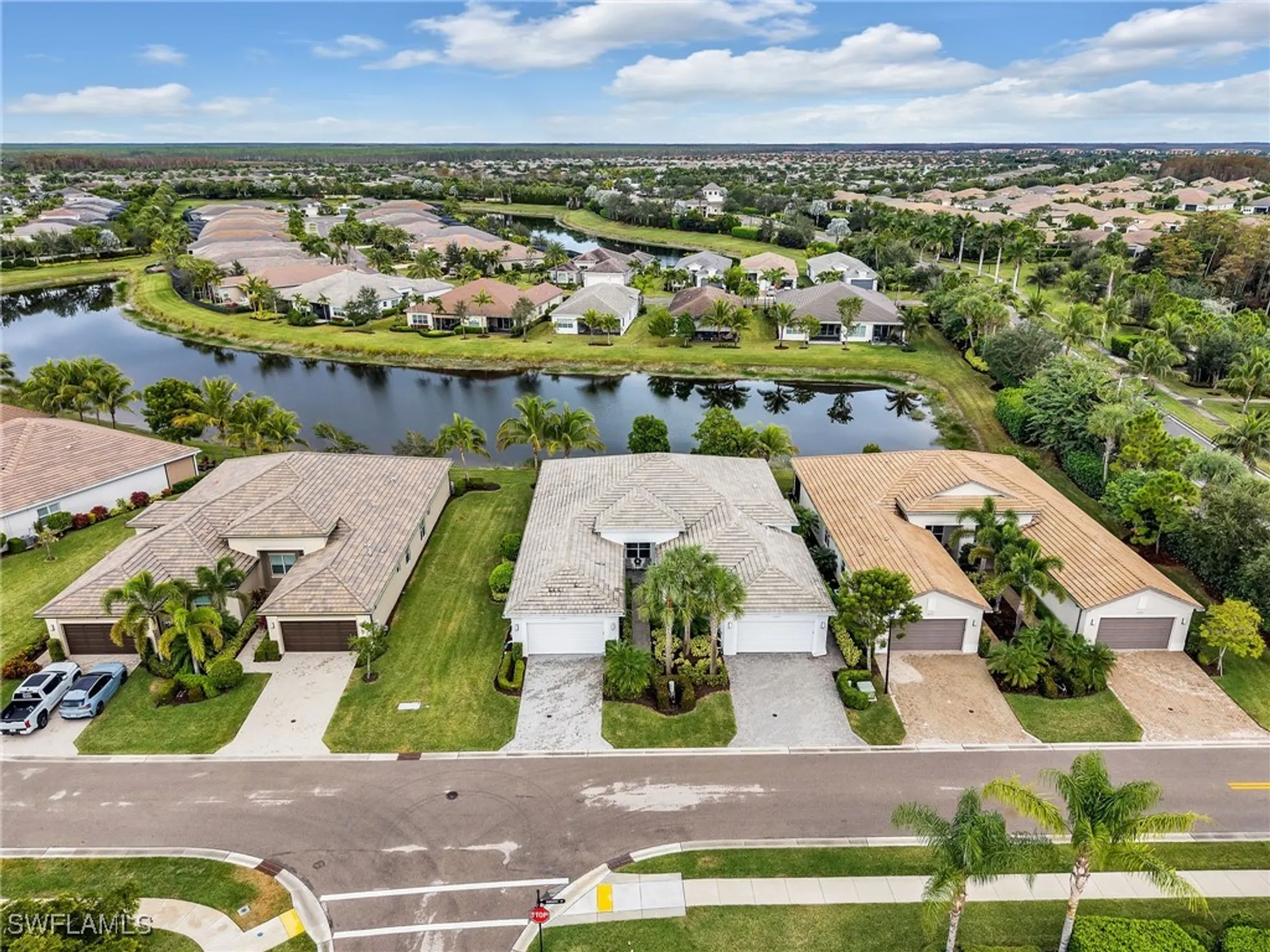 Property Slideshow image 3 of 35 | 28465 abruzzo dr, Bonita Springs, FL, 34135