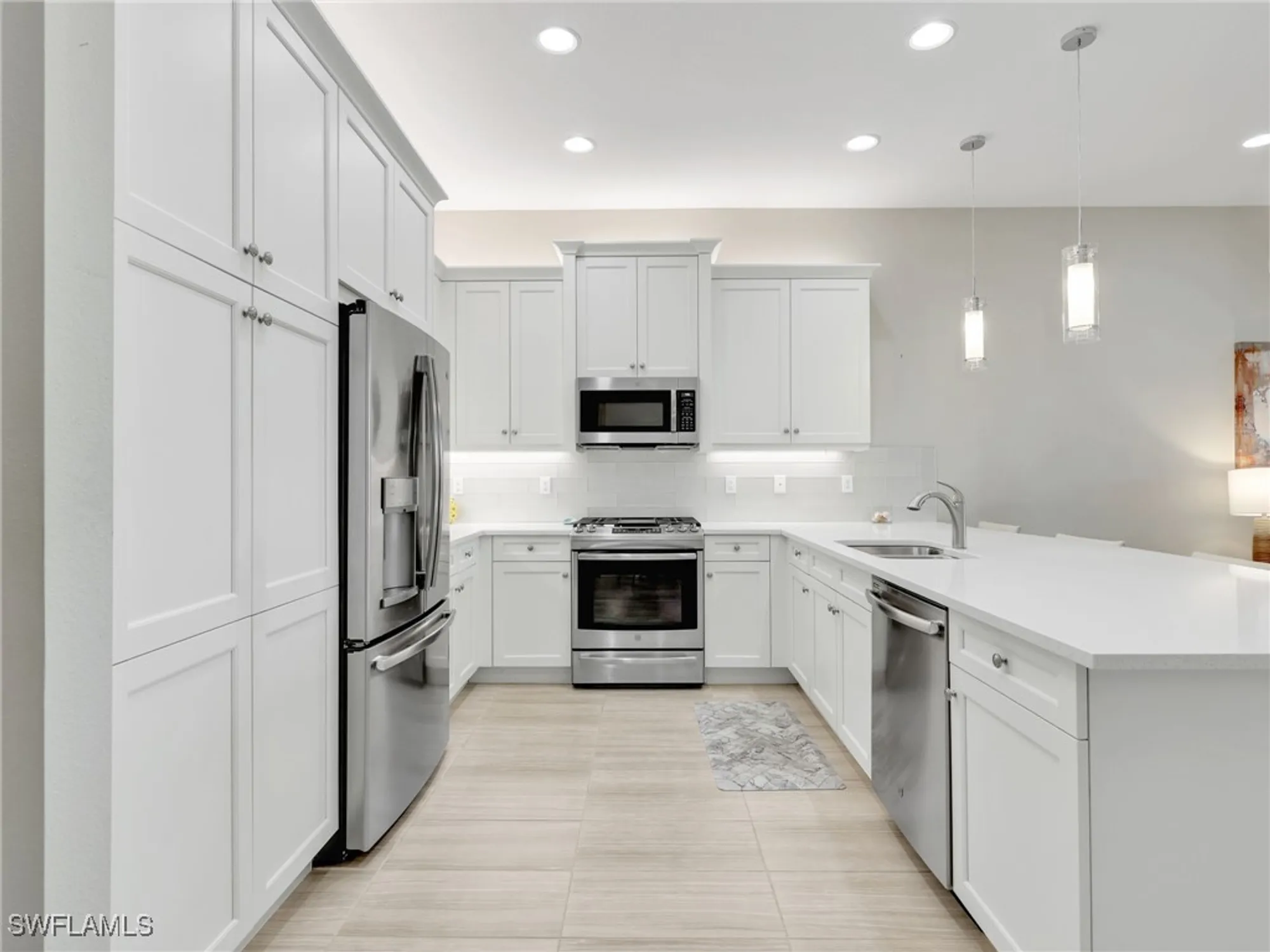 Property Slideshow image 9 of 35 | 28465 abruzzo dr, Bonita Springs, FL, 34135