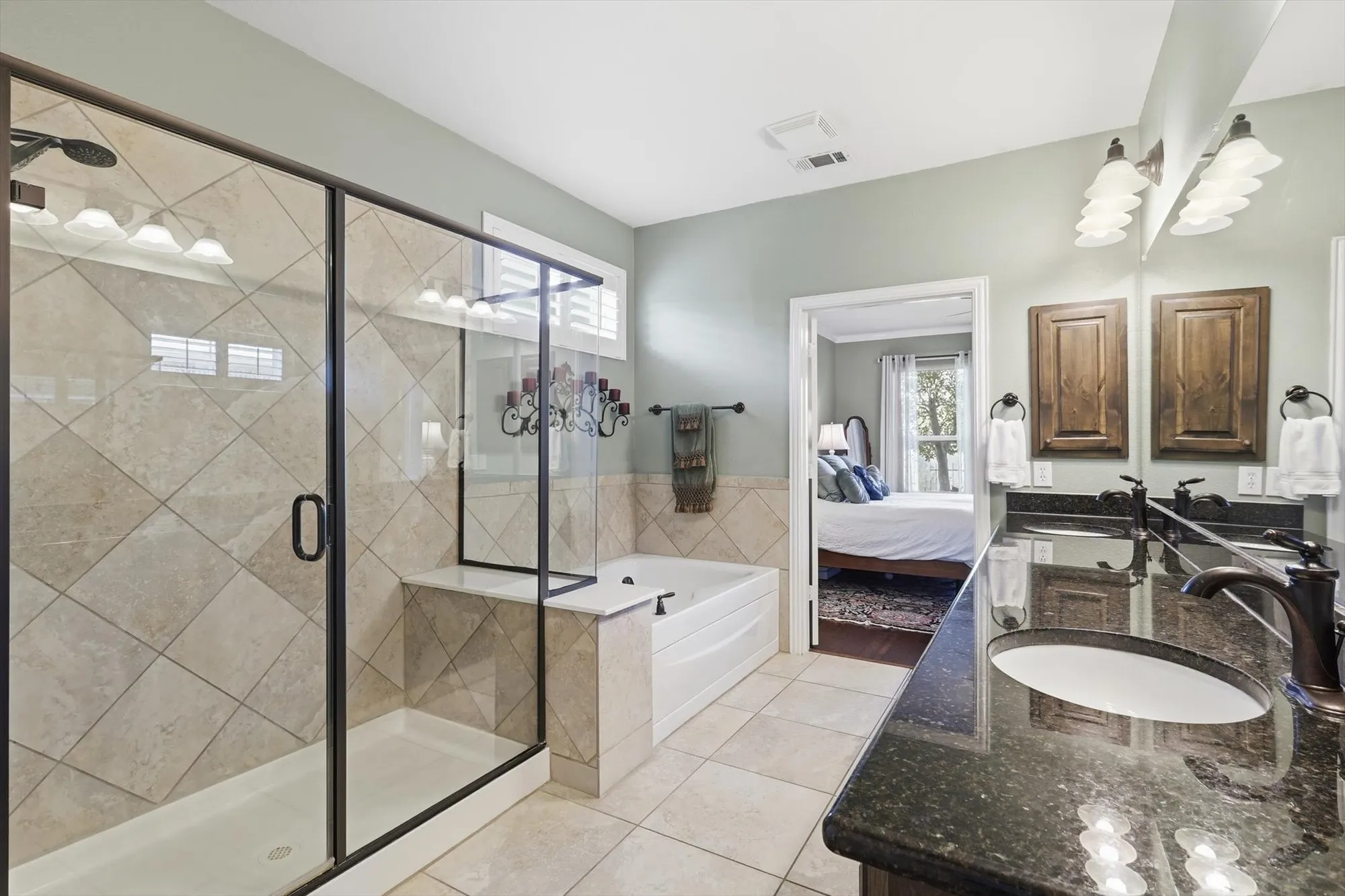 Property Slideshow image 19 of 40 | 6163 loudoun springs dr, Frisco, TX, 75036