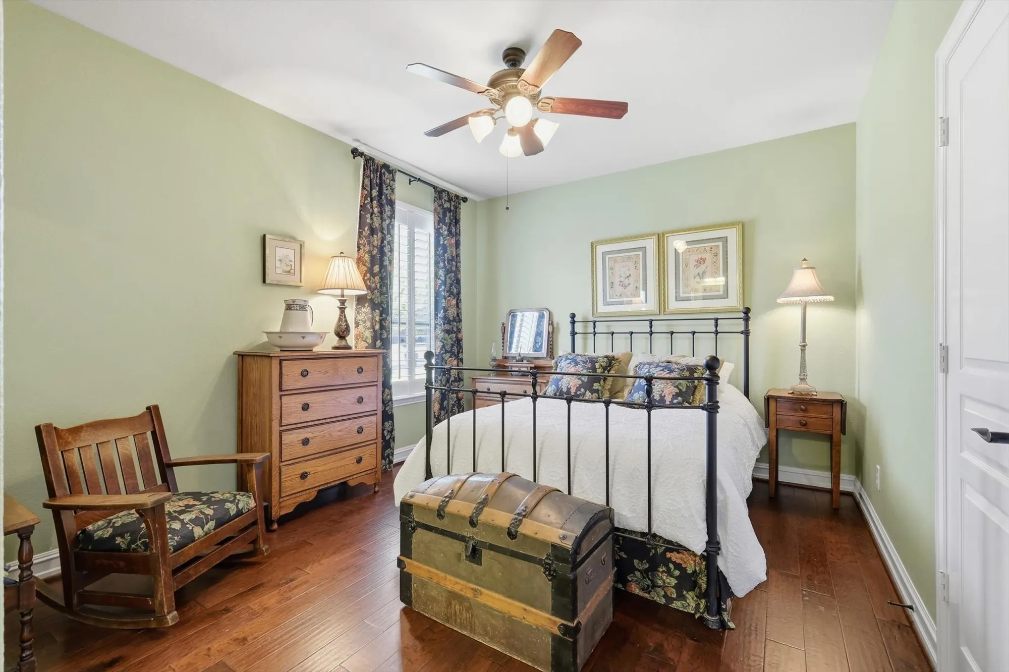 Property Slideshow image 20 of 40 | 6163 loudoun springs dr, Frisco, TX, 75036