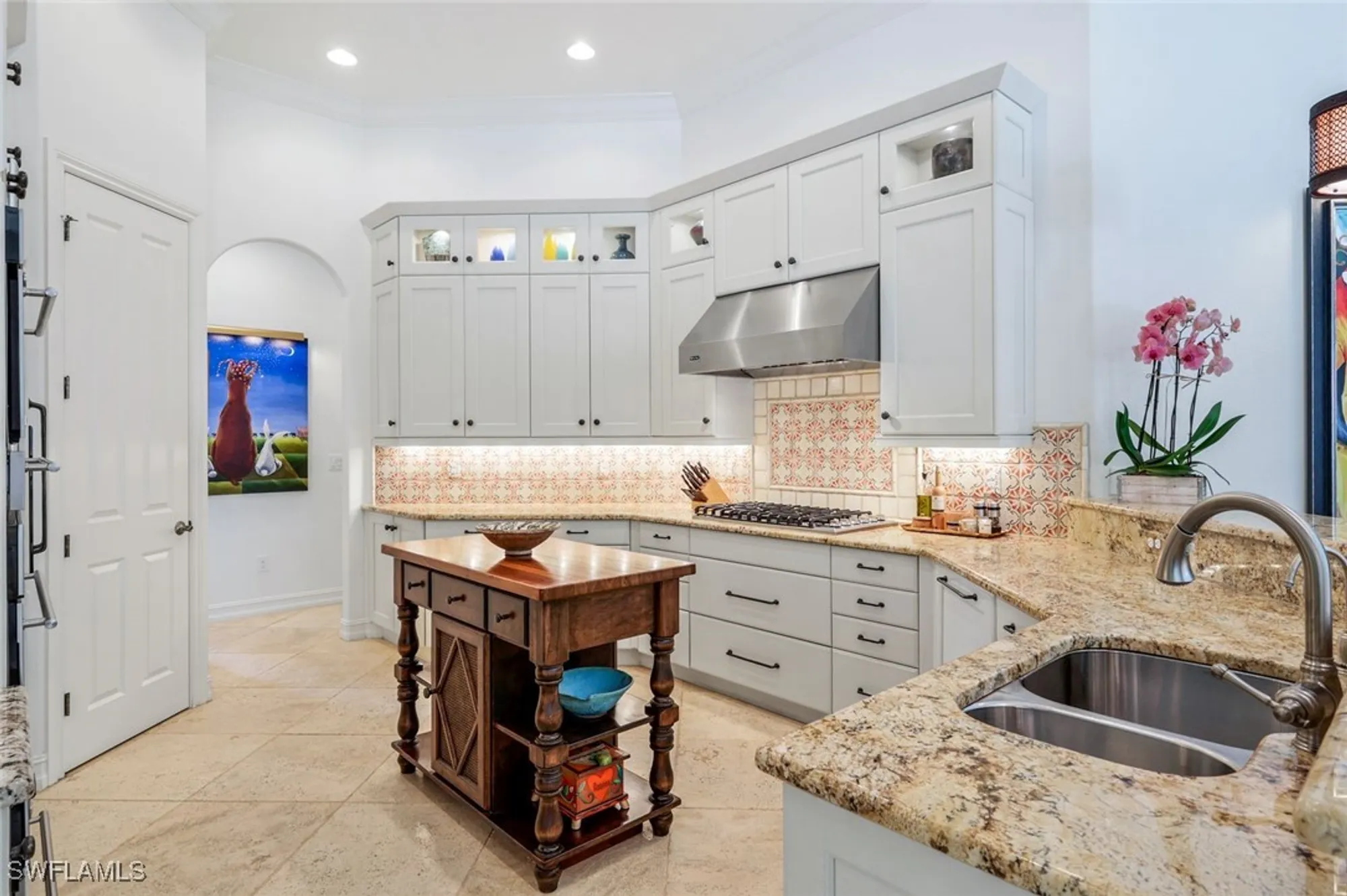 Property Slideshow image 19 of 43 | 6477 costa cir, Naples, FL, 34113