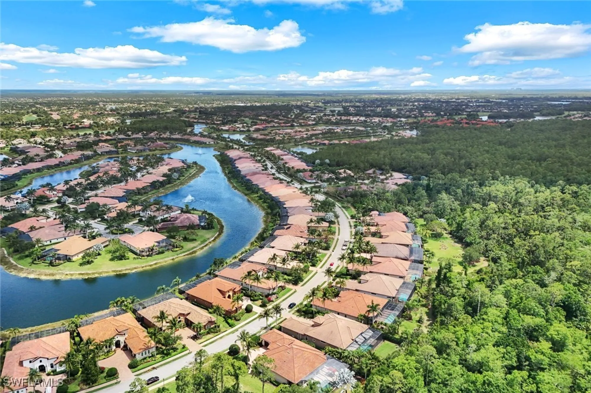 Property Slideshow image 7 of 43 | 6477 costa cir, Naples, FL, 34113