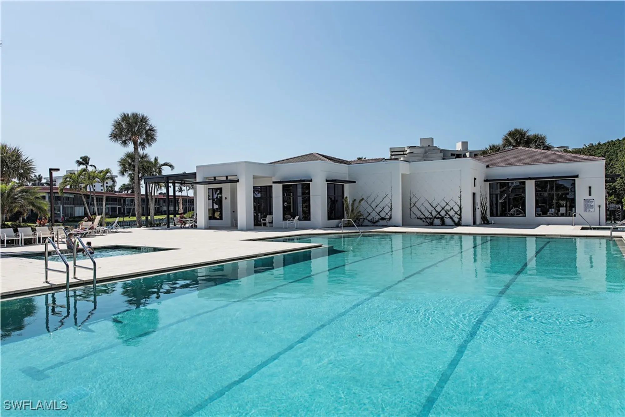 Property Slideshow image 24 of 29 | 2388 gulf shore blvd n # 204, Naples, FL, 34103