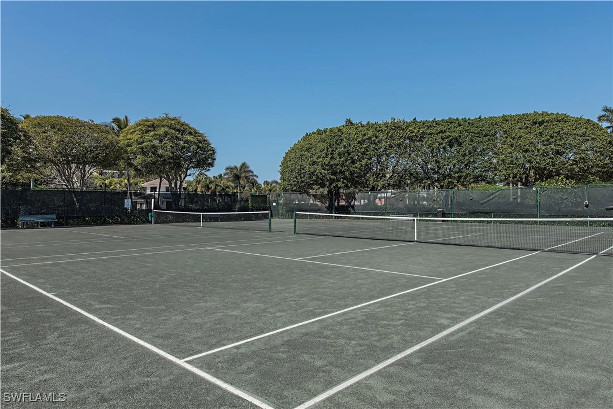 Property Slideshow image 29 of 29 | 2388 gulf shore blvd n # 204, Naples, FL, 34103