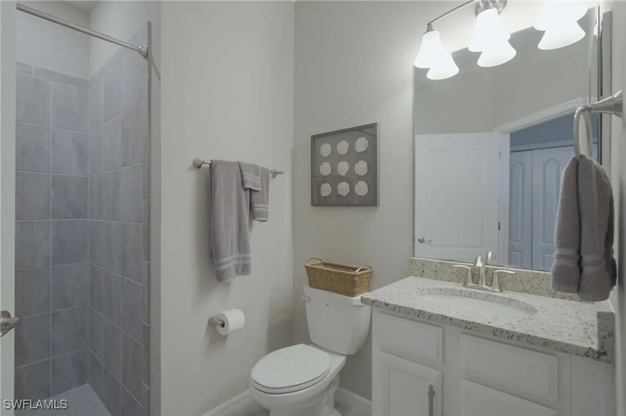 Property Slideshow image 21 of 48 | 17562 elkgrove ln, Estero, FL, 33928