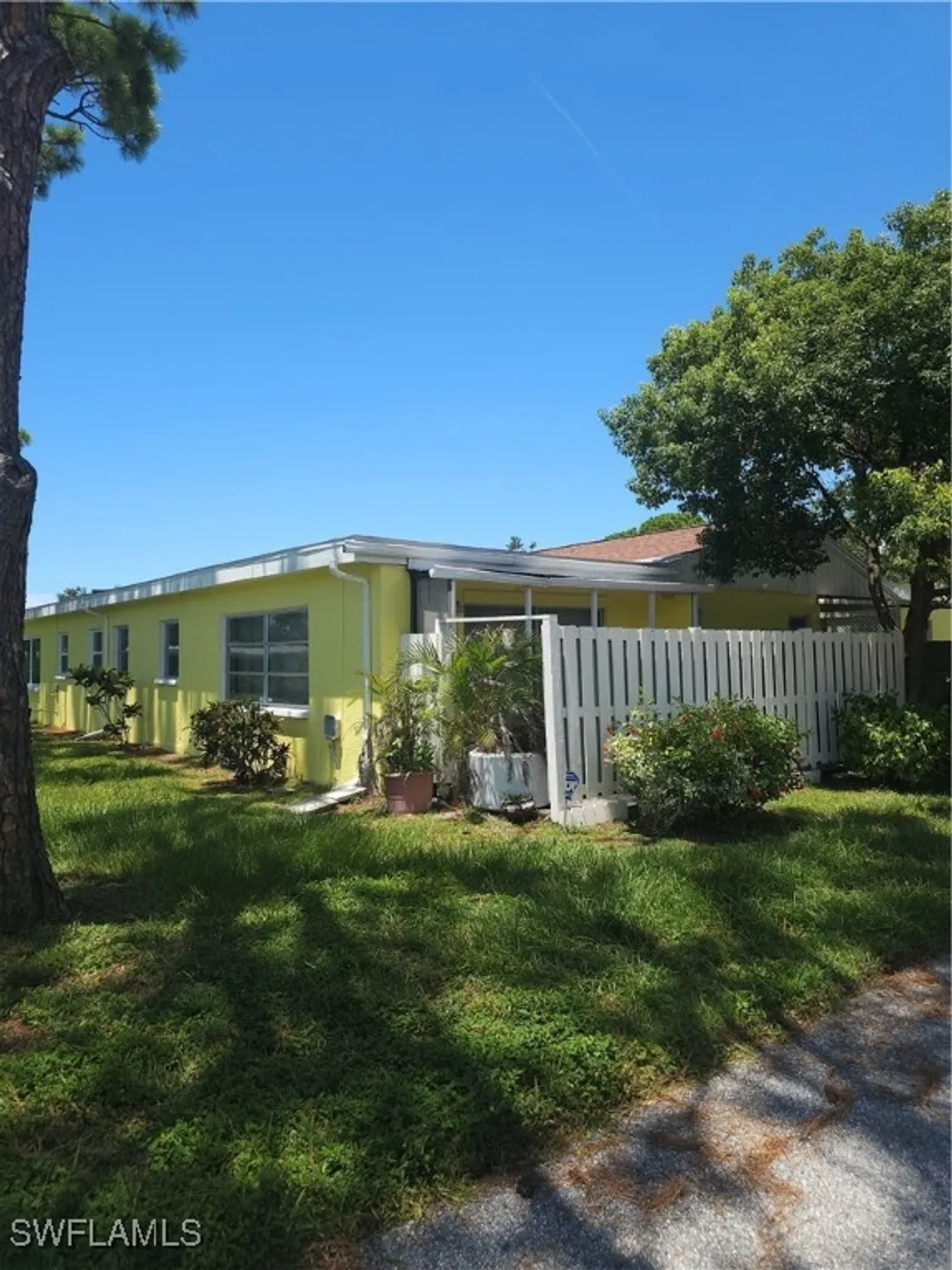 Property Slideshow image 27 of 27 | 3538 silver pine ct 87, Sarasota, FL, 34231