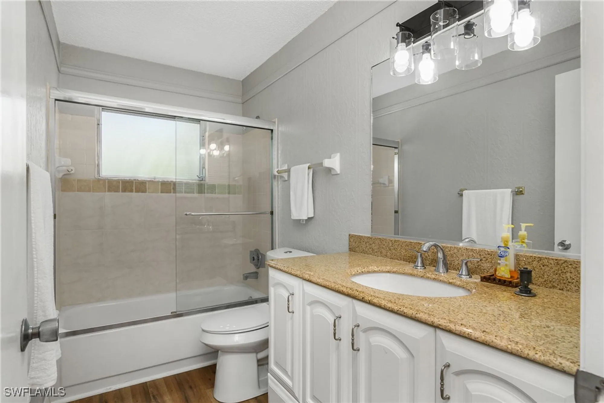 Property Slideshow image 22 of 27 | 3538 silver pine ct 87, Sarasota, FL, 34231