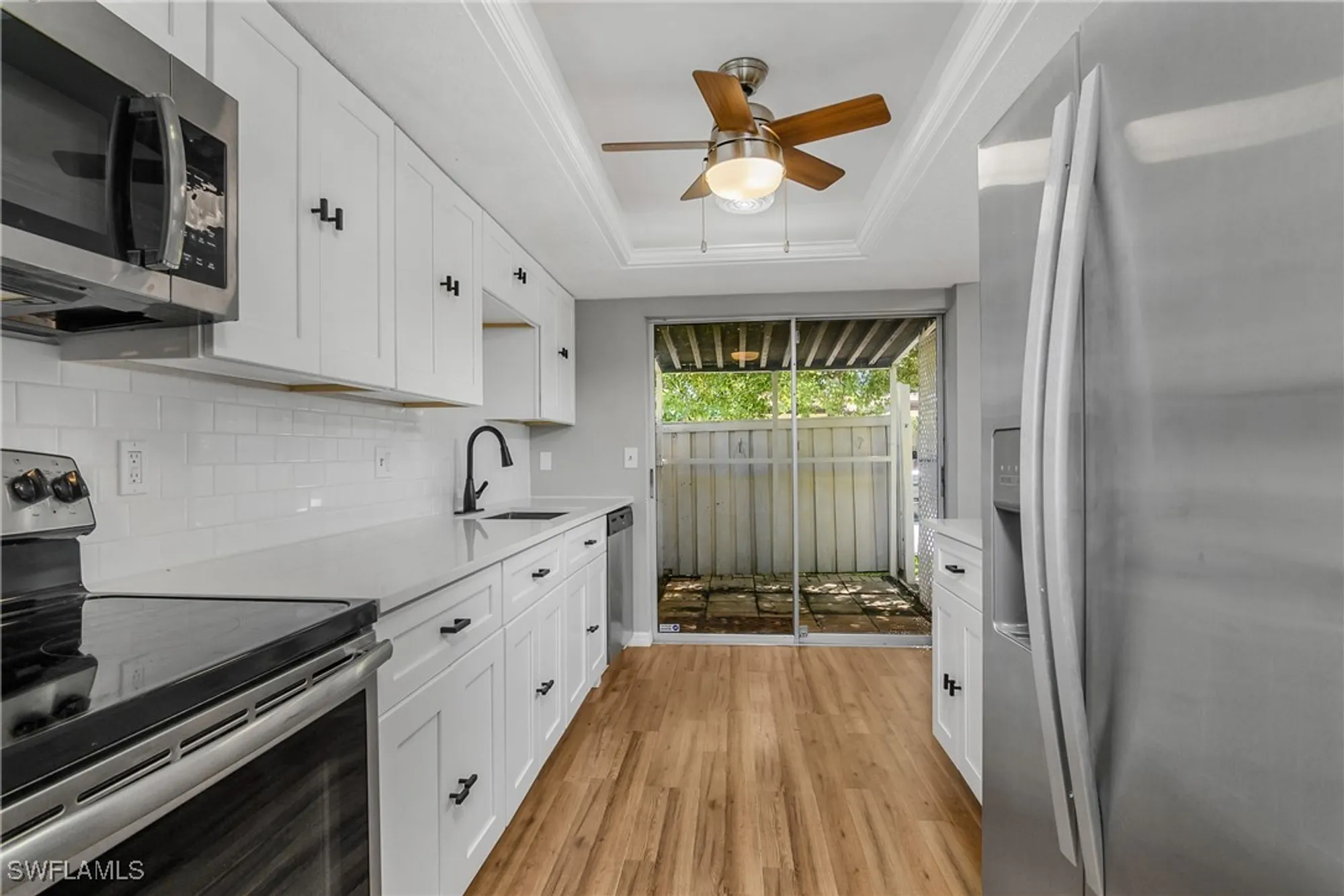 Property Slideshow image 5 of 27 | 3538 silver pine ct 87, Sarasota, FL, 34231