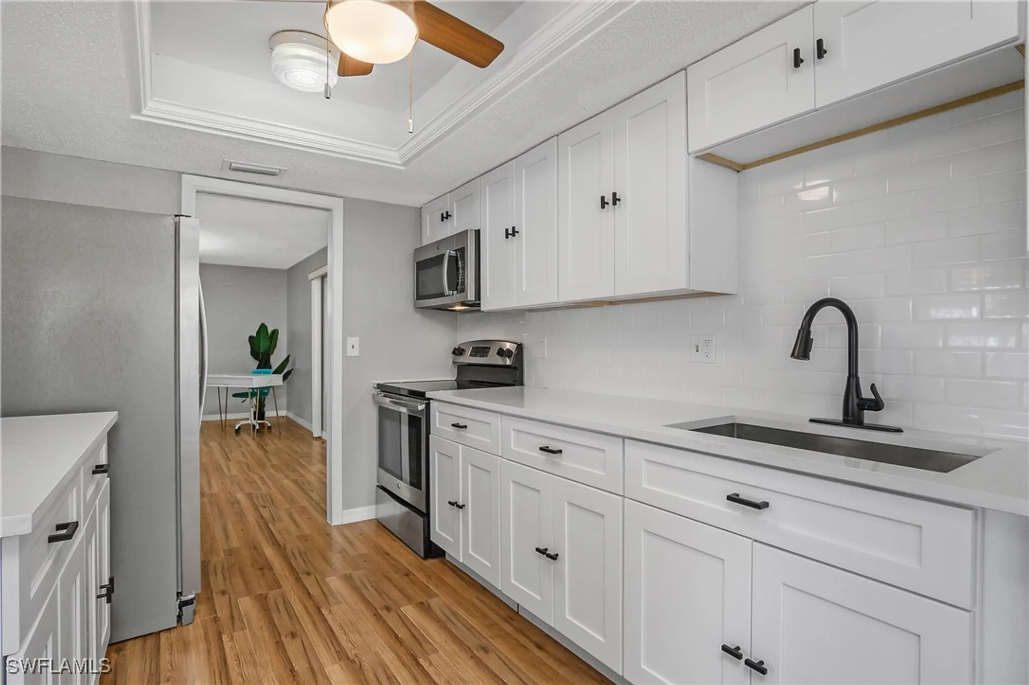 Property Slideshow image 6 of 27 | 3538 silver pine ct 87, Sarasota, FL, 34231